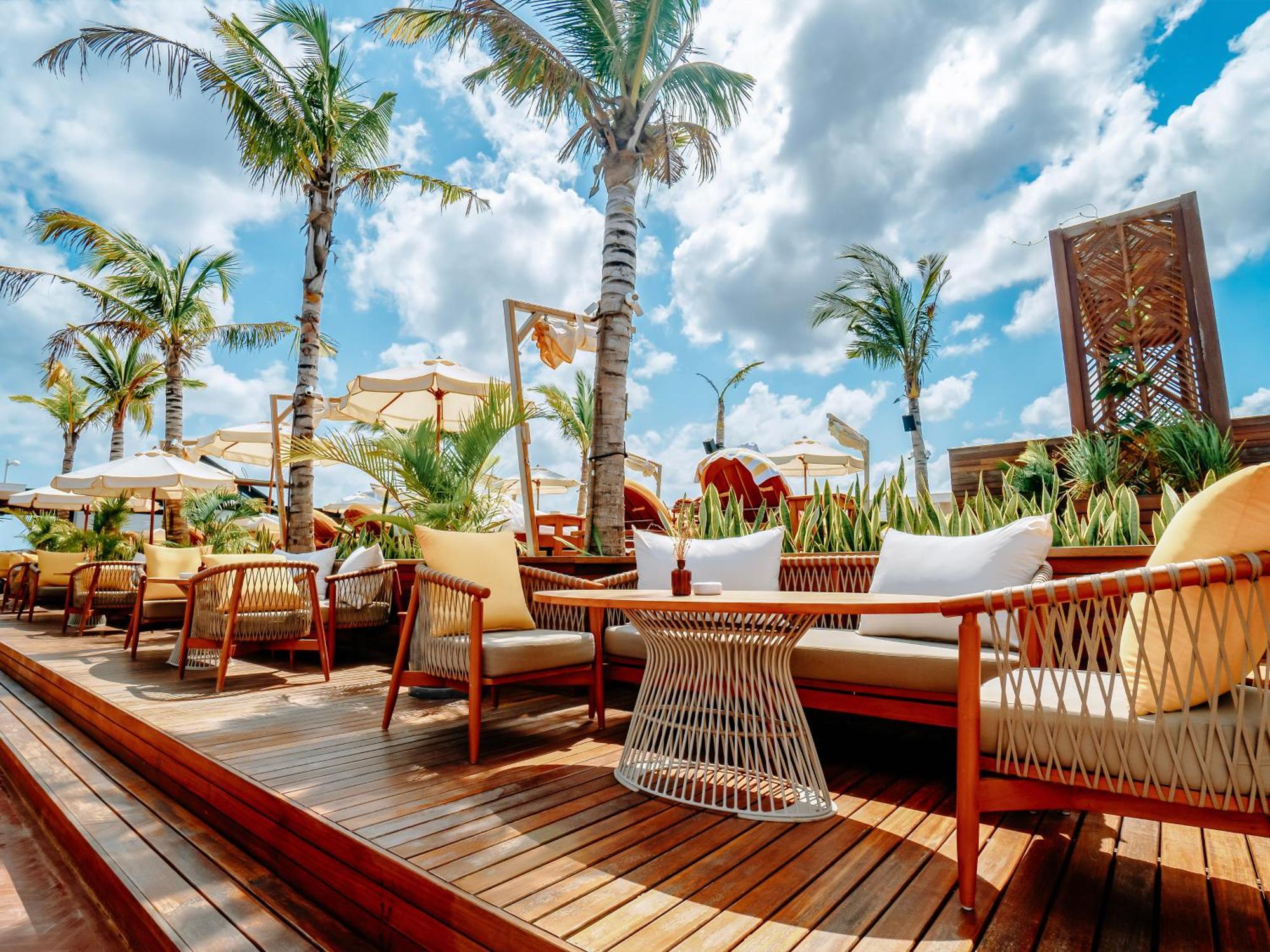 Secana Beachtown & Residences 5*