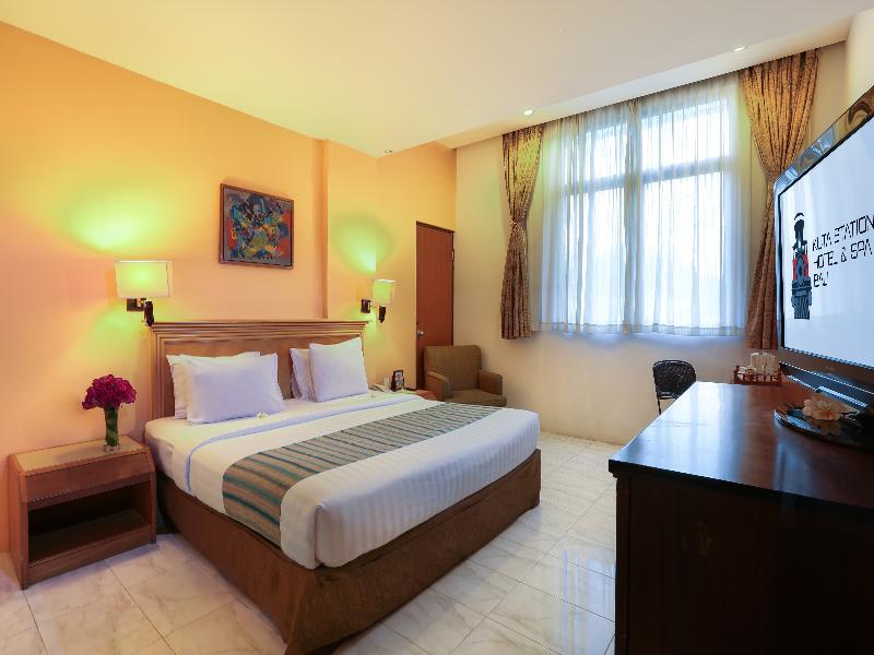 Hotel Kuta Station And