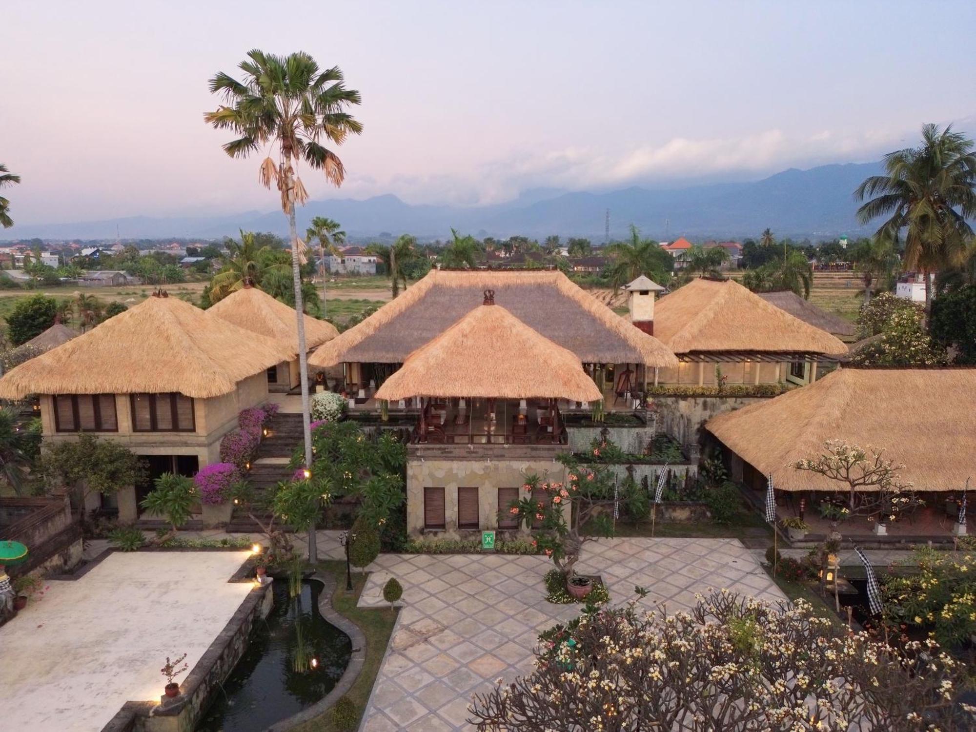 Puri Bagus 4* Lovina (Bali)