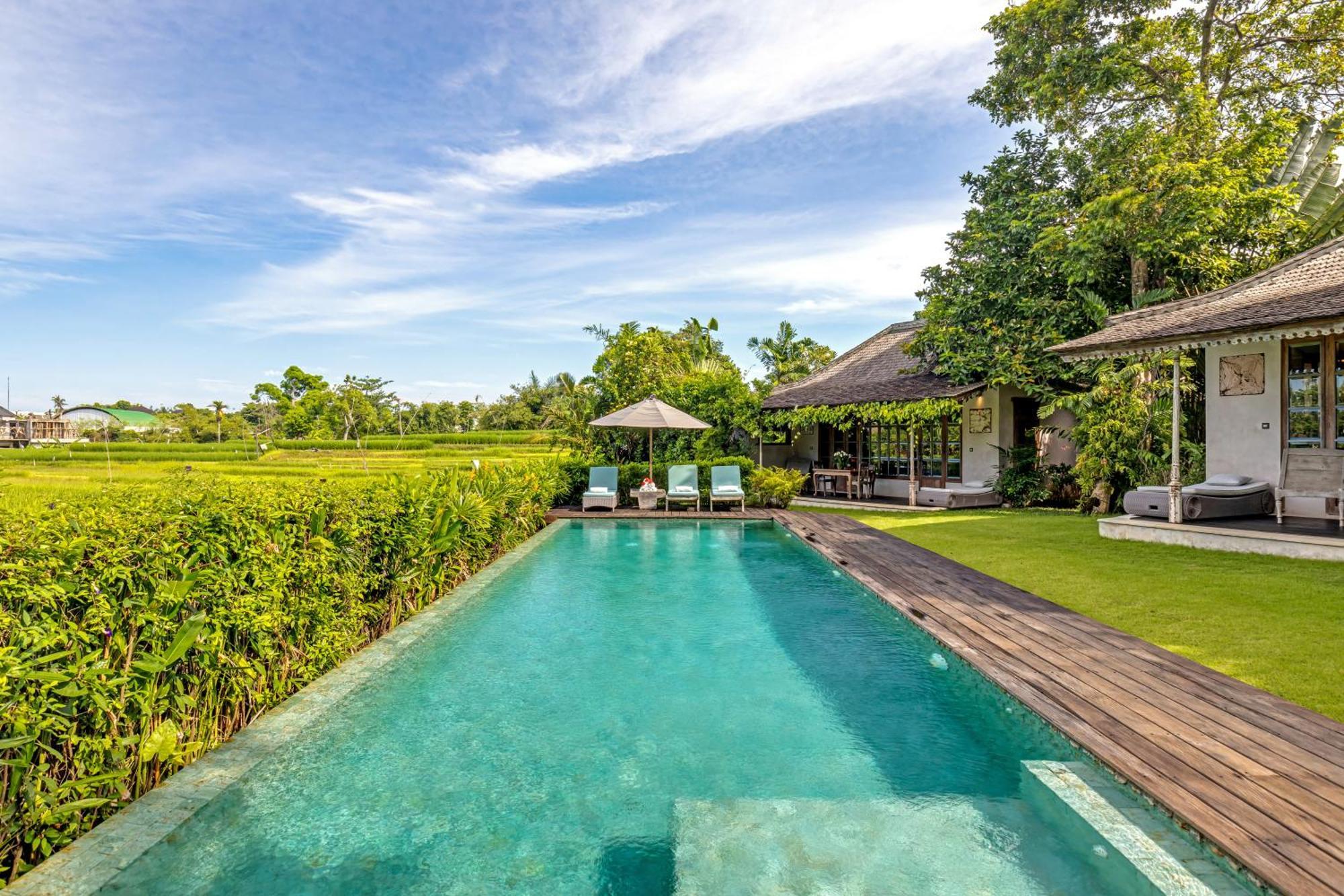 Artis Hotel 4*