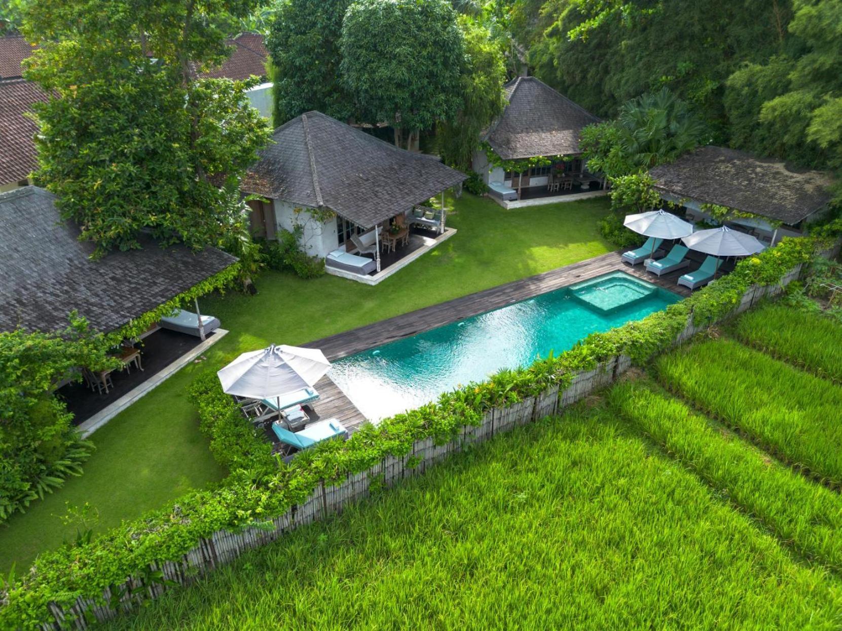 Artis Hotel