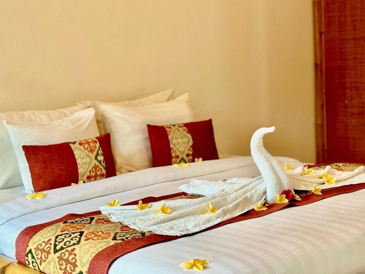 Narafa's Guest house Jasri