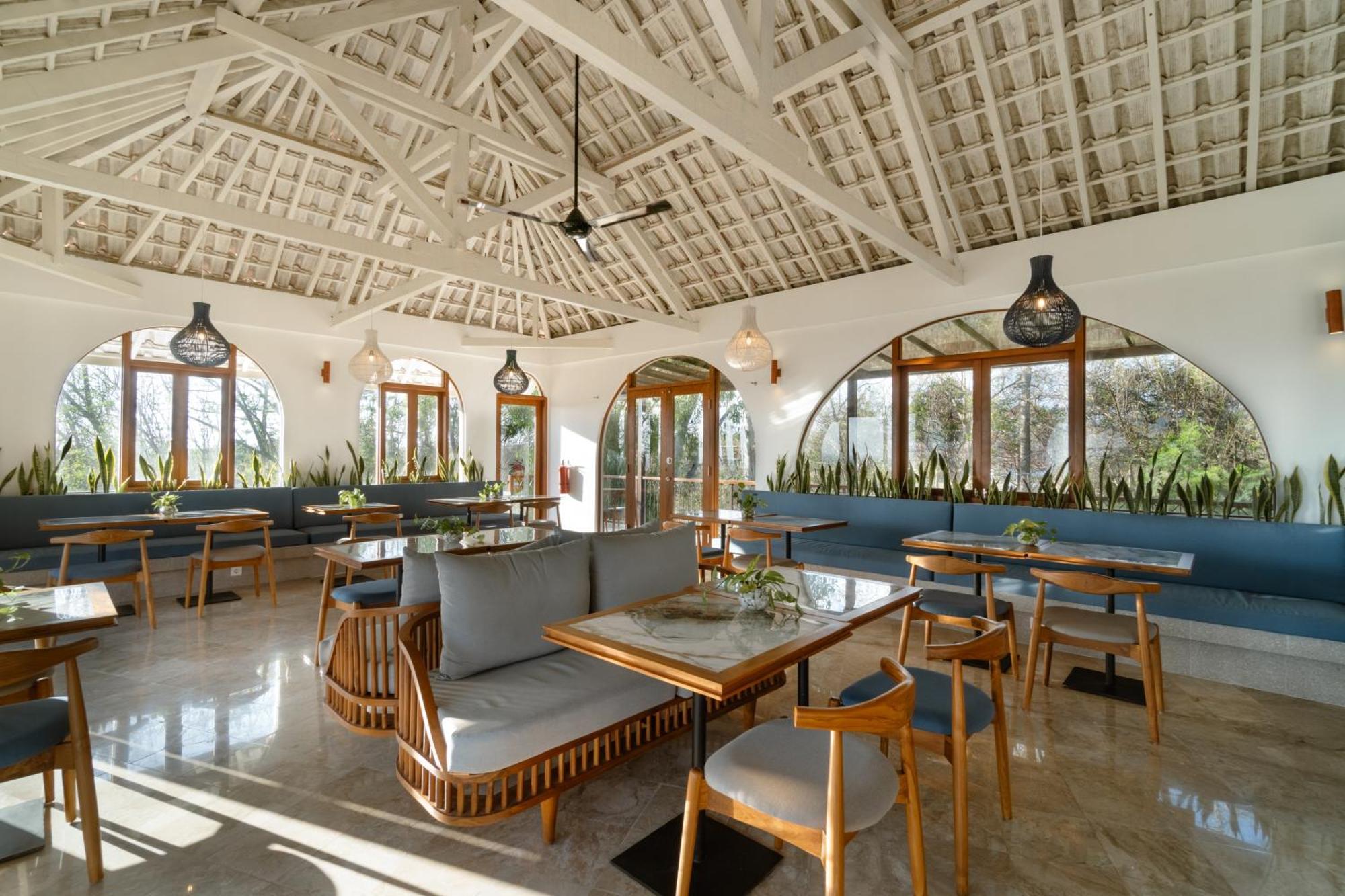 Arpana Luxury Private Pool Villa