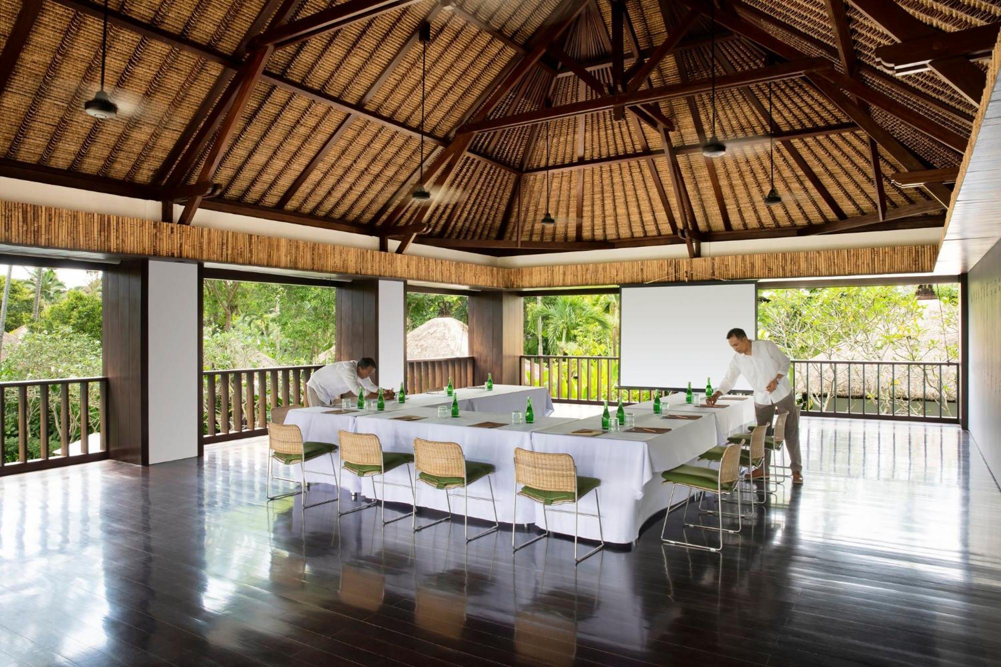 Uma Resort