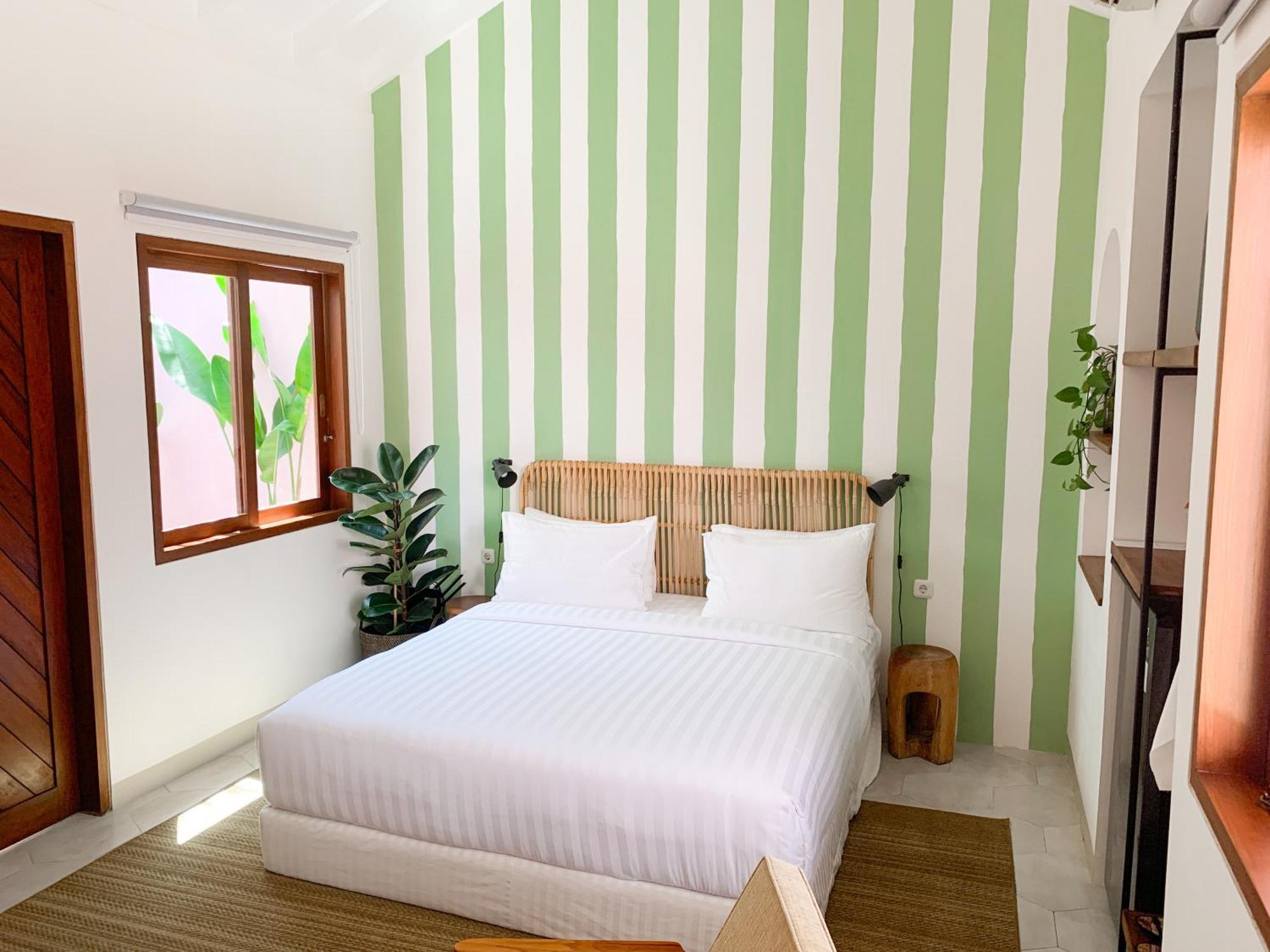 Happy Together By Kresna Hospitality Resort 4*