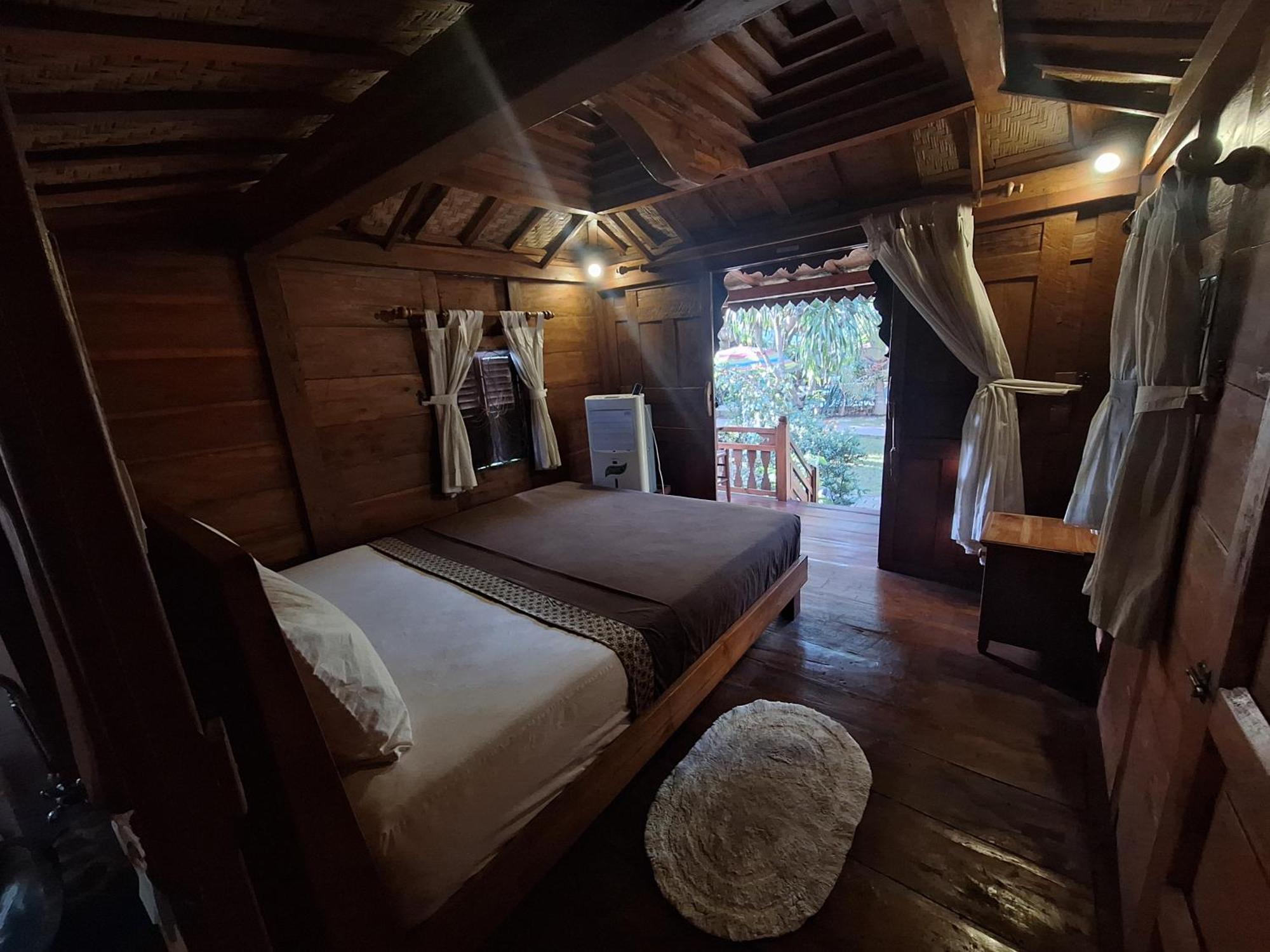 Hibiscus House Bali Guest house 3*
