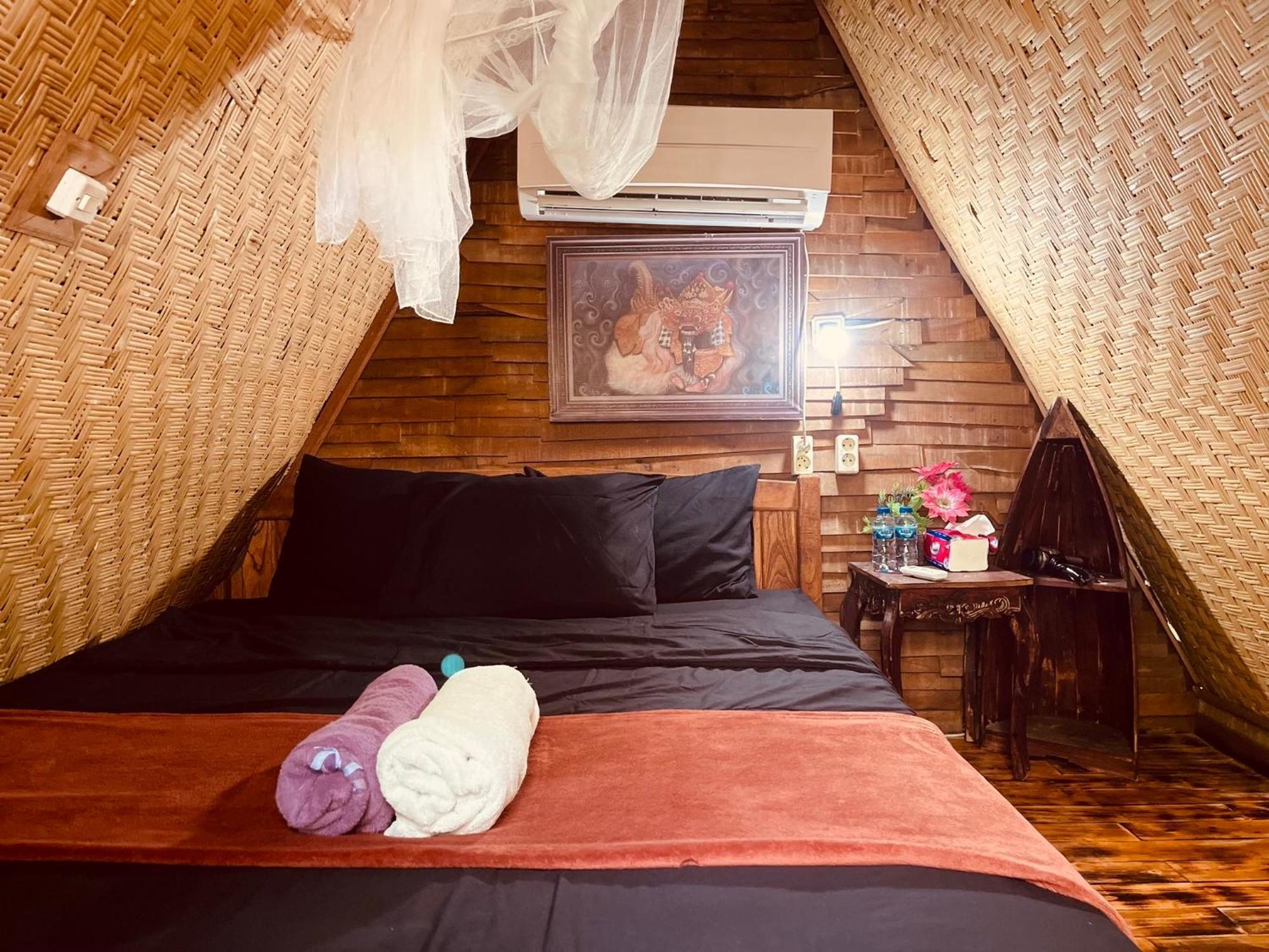 Homestay Triangle House And Private Hot Spring Kintamani (Bali)