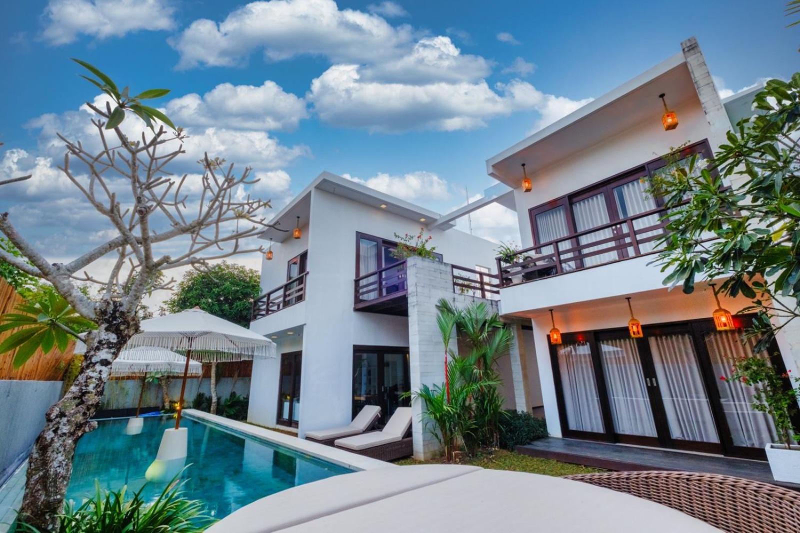 Skyfall Luxury Beach * Nusa Dua (Bali)