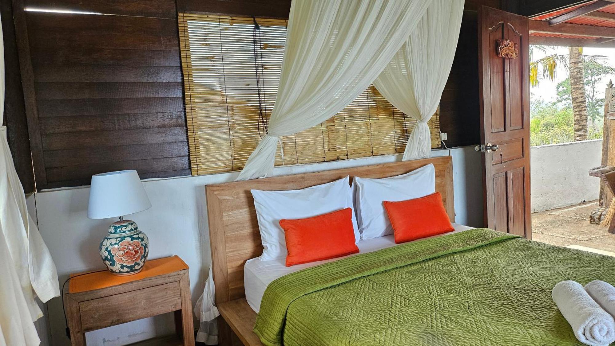 Hotel Pisces Balian