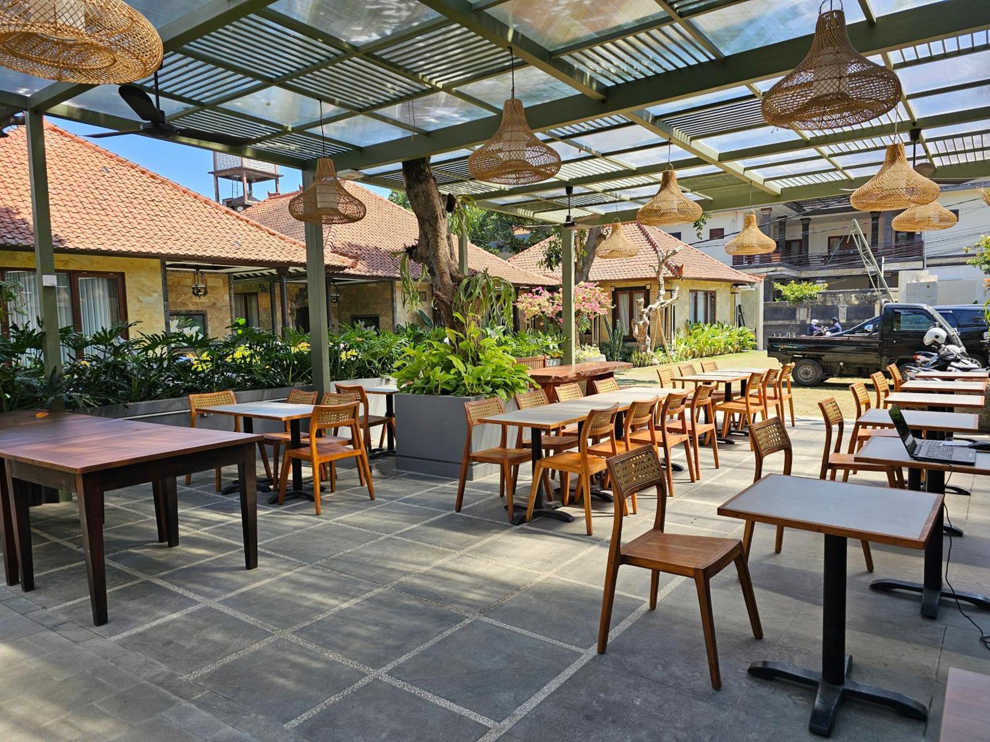 Rabasta Enjoy Kuta Hotel Kuta (Bali)