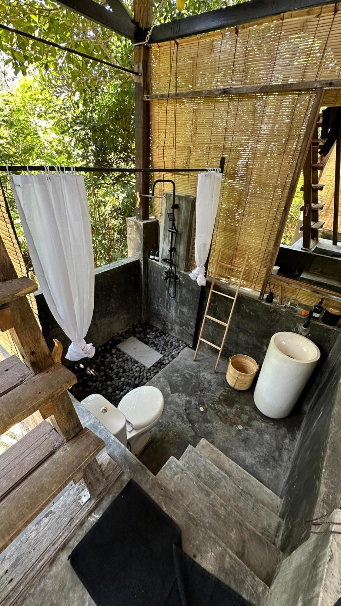 Guest house Nirata Treehouse