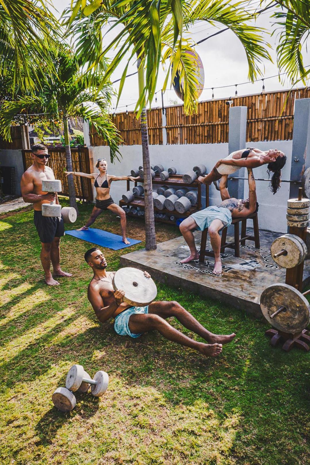 Clandestino Hostel
