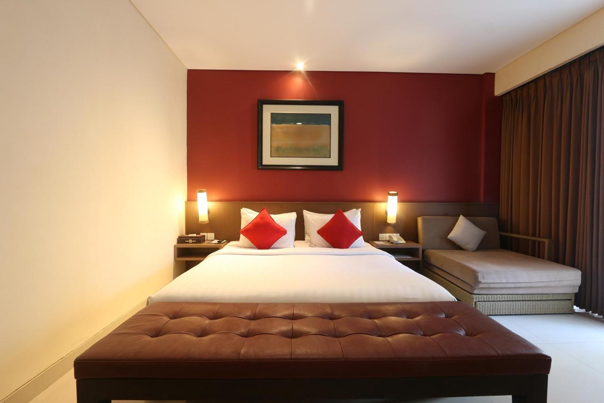 Grand La Walon Hotel 3*