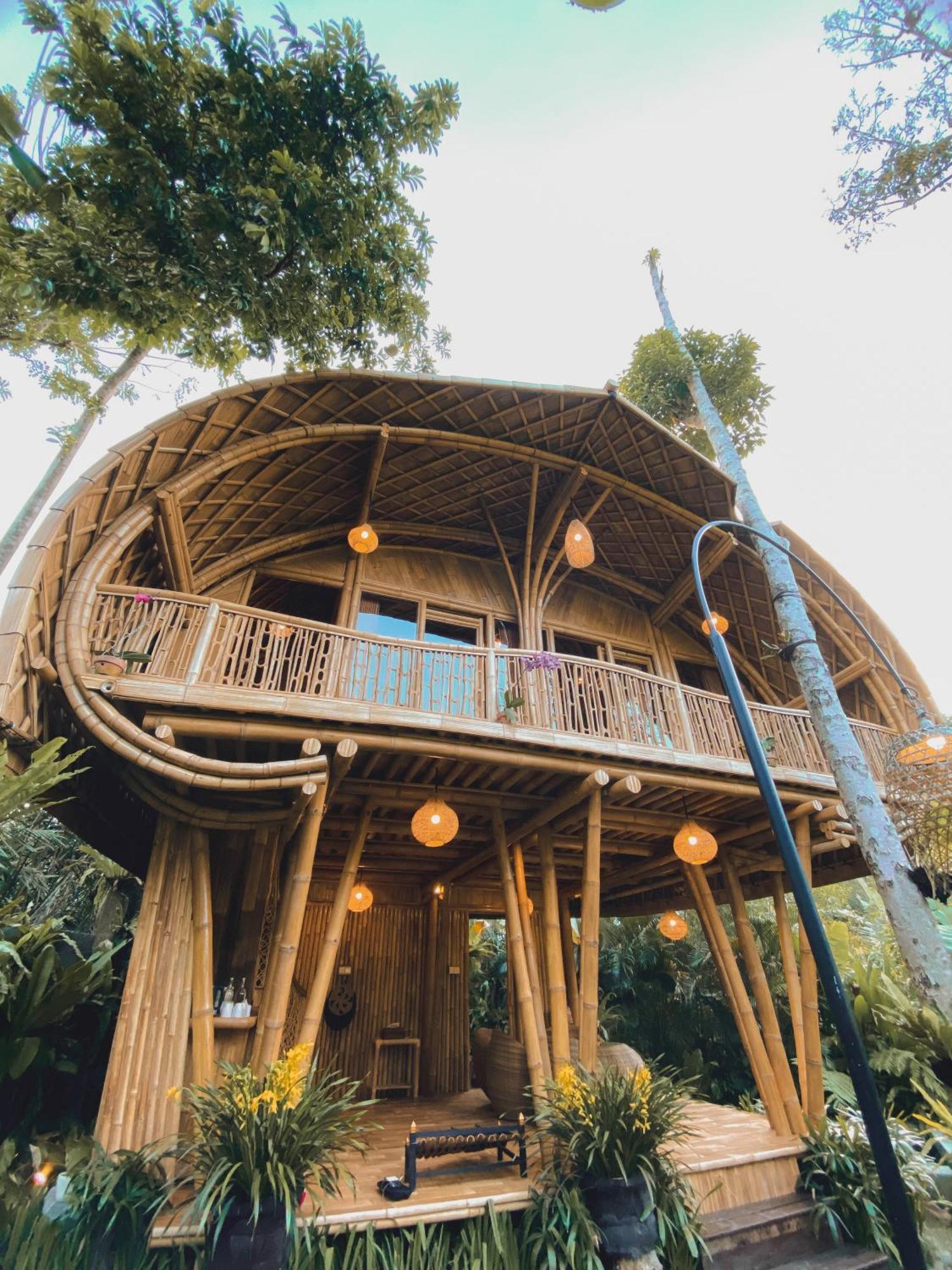 Alamvaya Bali Bamboo House Villa