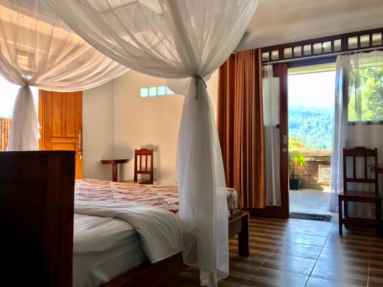 Umah De Madya & Rooftop De Madya Guest house Munduk (Bali)