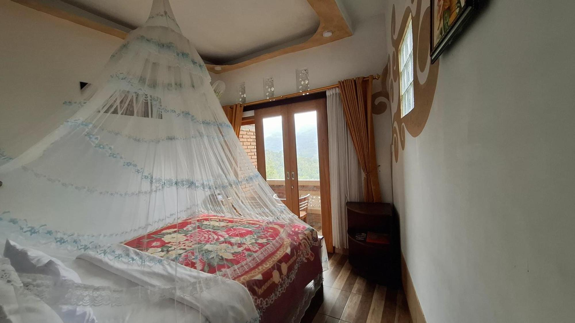 Umah De Madya & Rooftop De Madya Guest house Munduk (Bali)