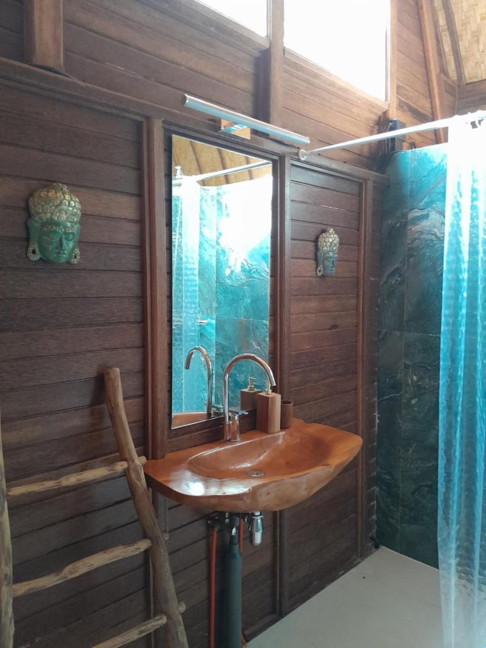 Bed & Breakfast Cantik Sambirenteng
