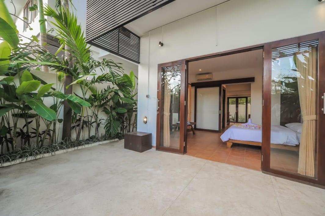 Sayang Terrace House