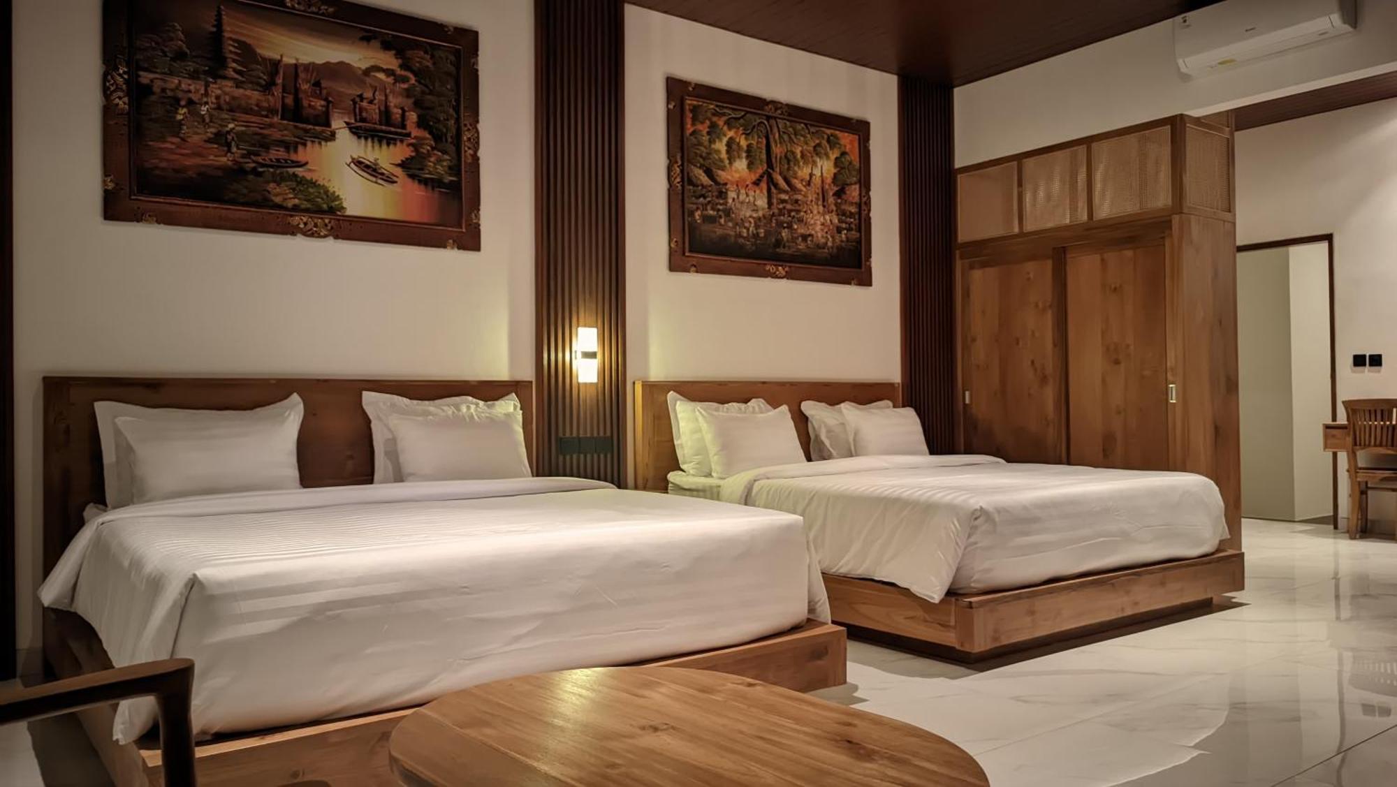 Sujiwa & Hotel Ubud (Bali)