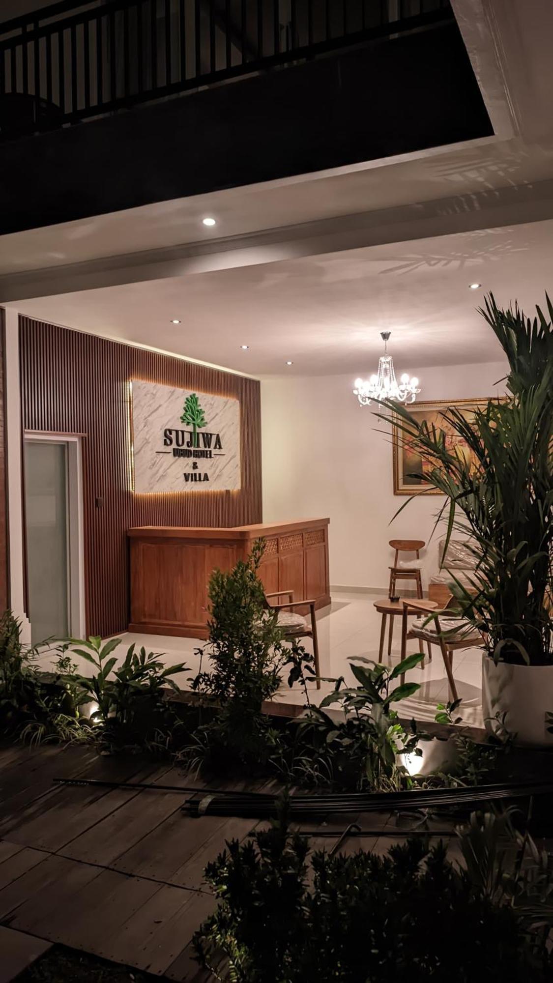 Sujiwa & Hotel Ubud (Bali)