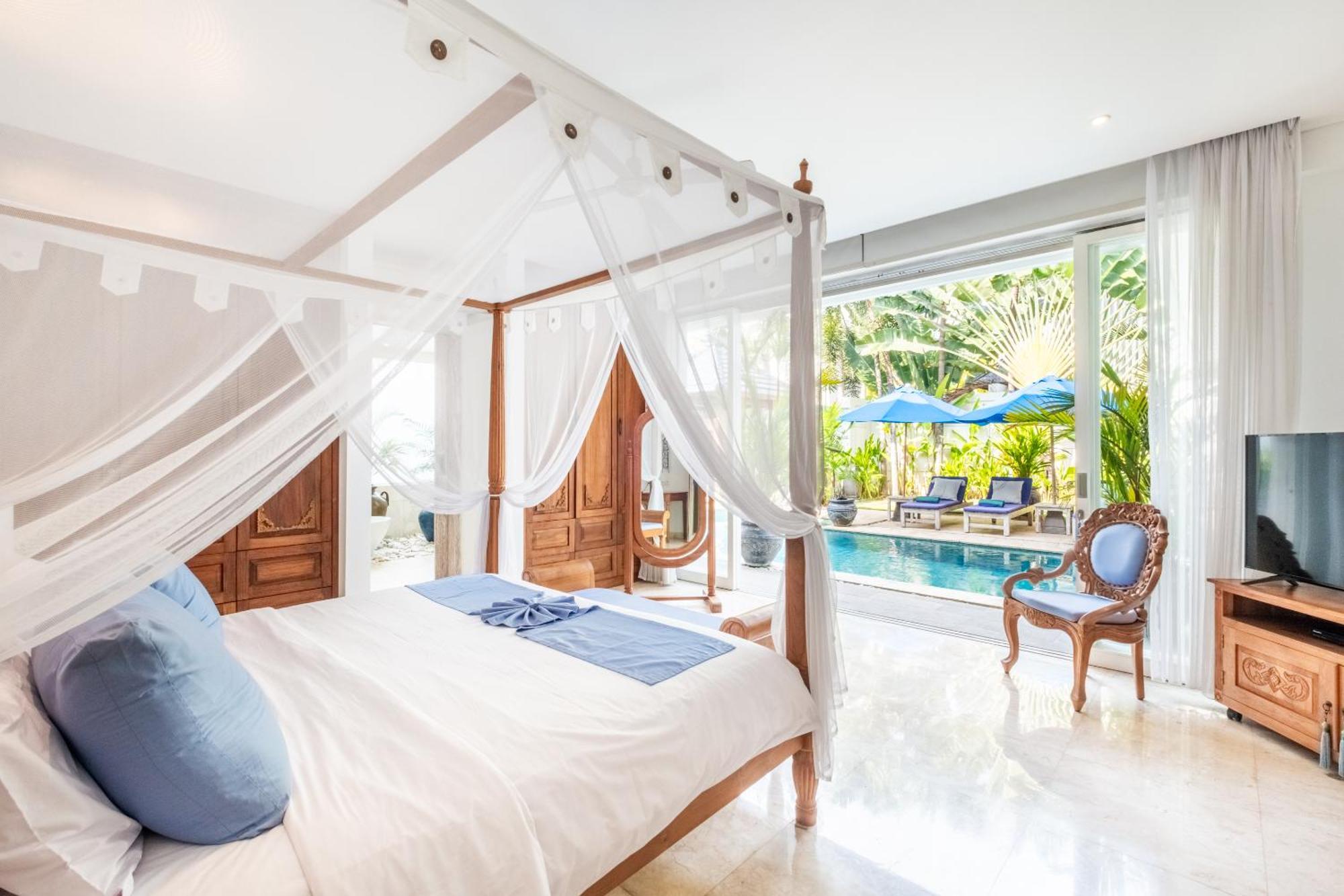 Hotel Aq-va & Seminyak 4*
