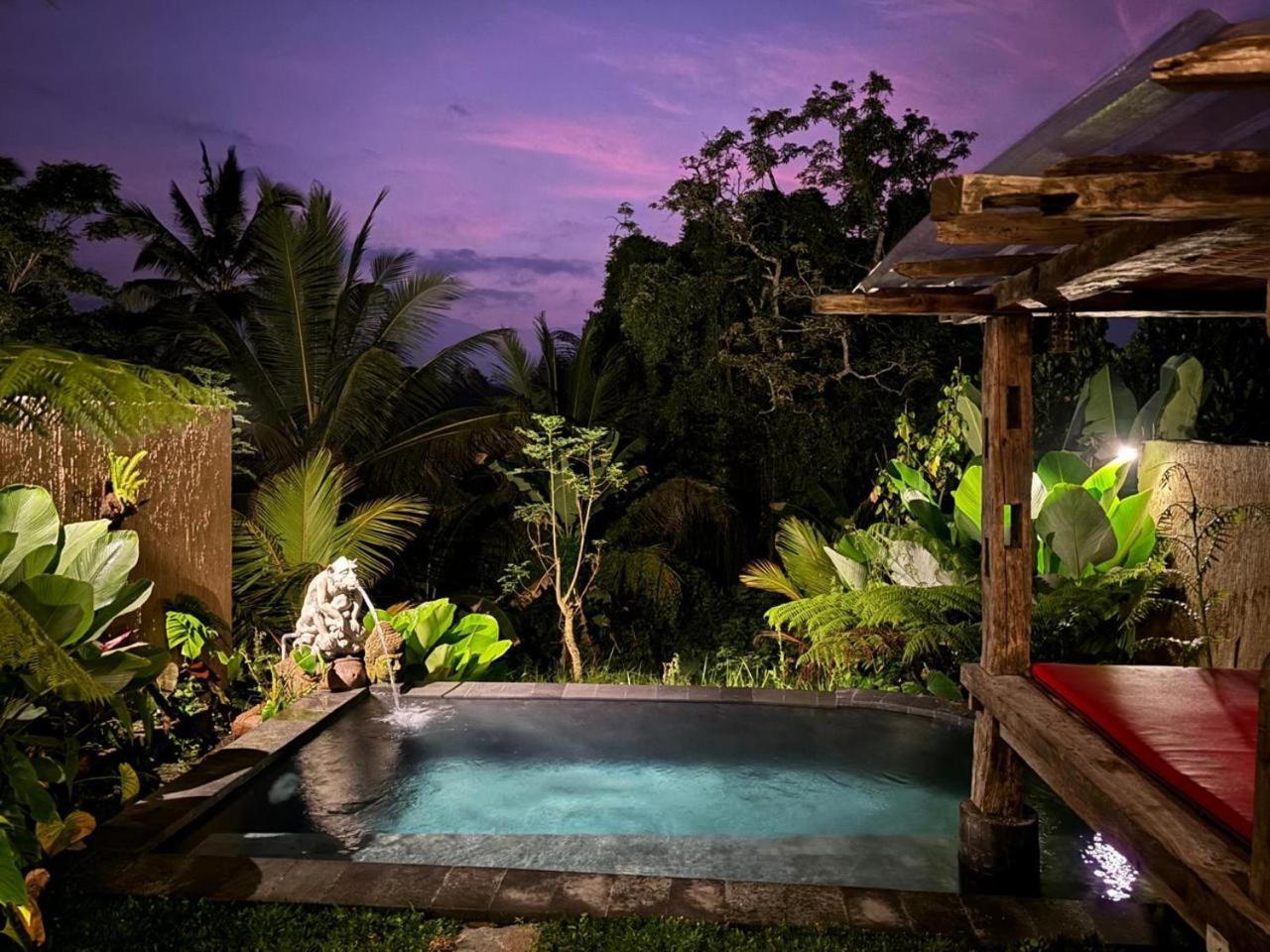 Umah Capung Sebatu Villa *