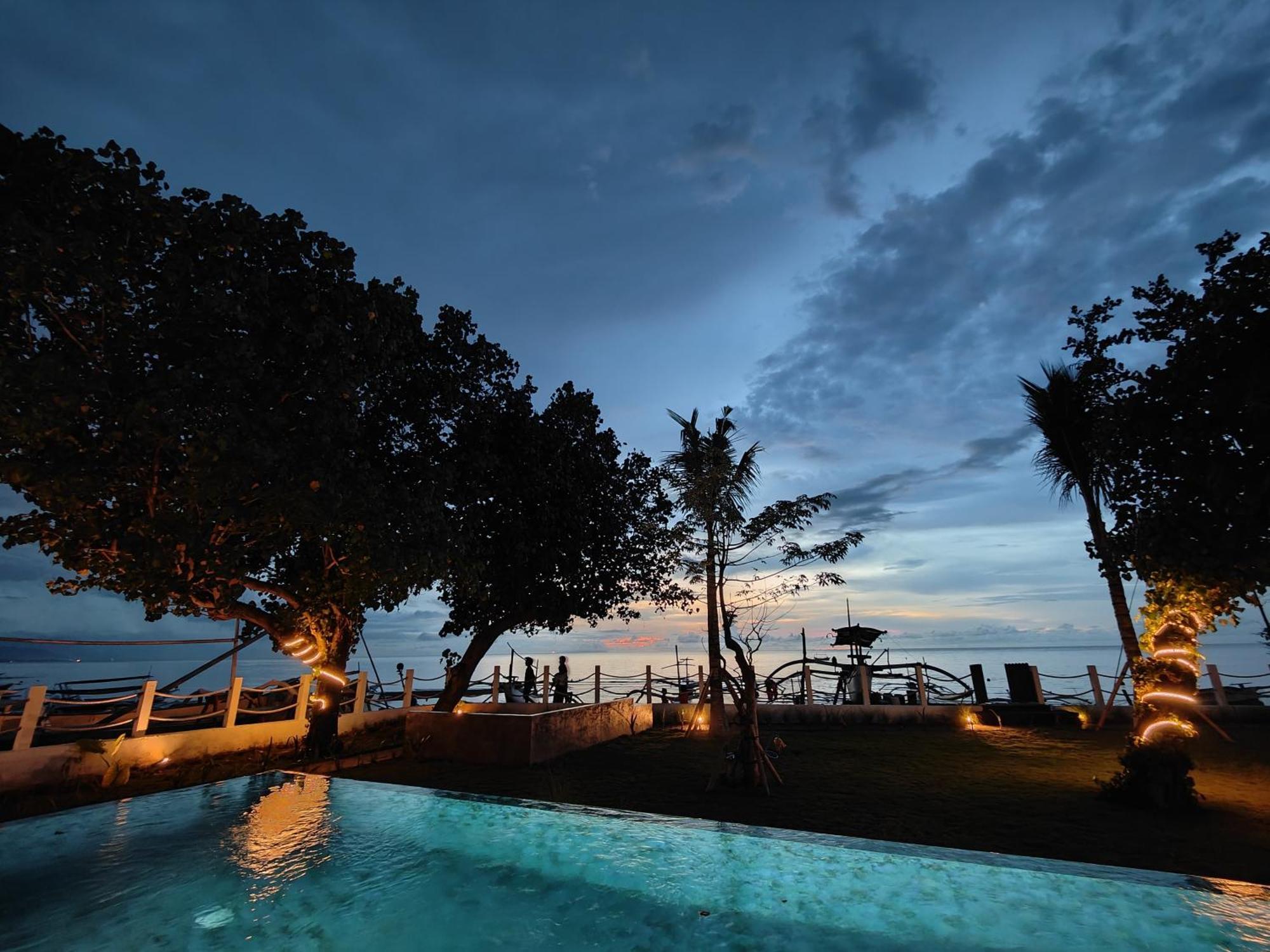 Muara Lovina Hotel 3*