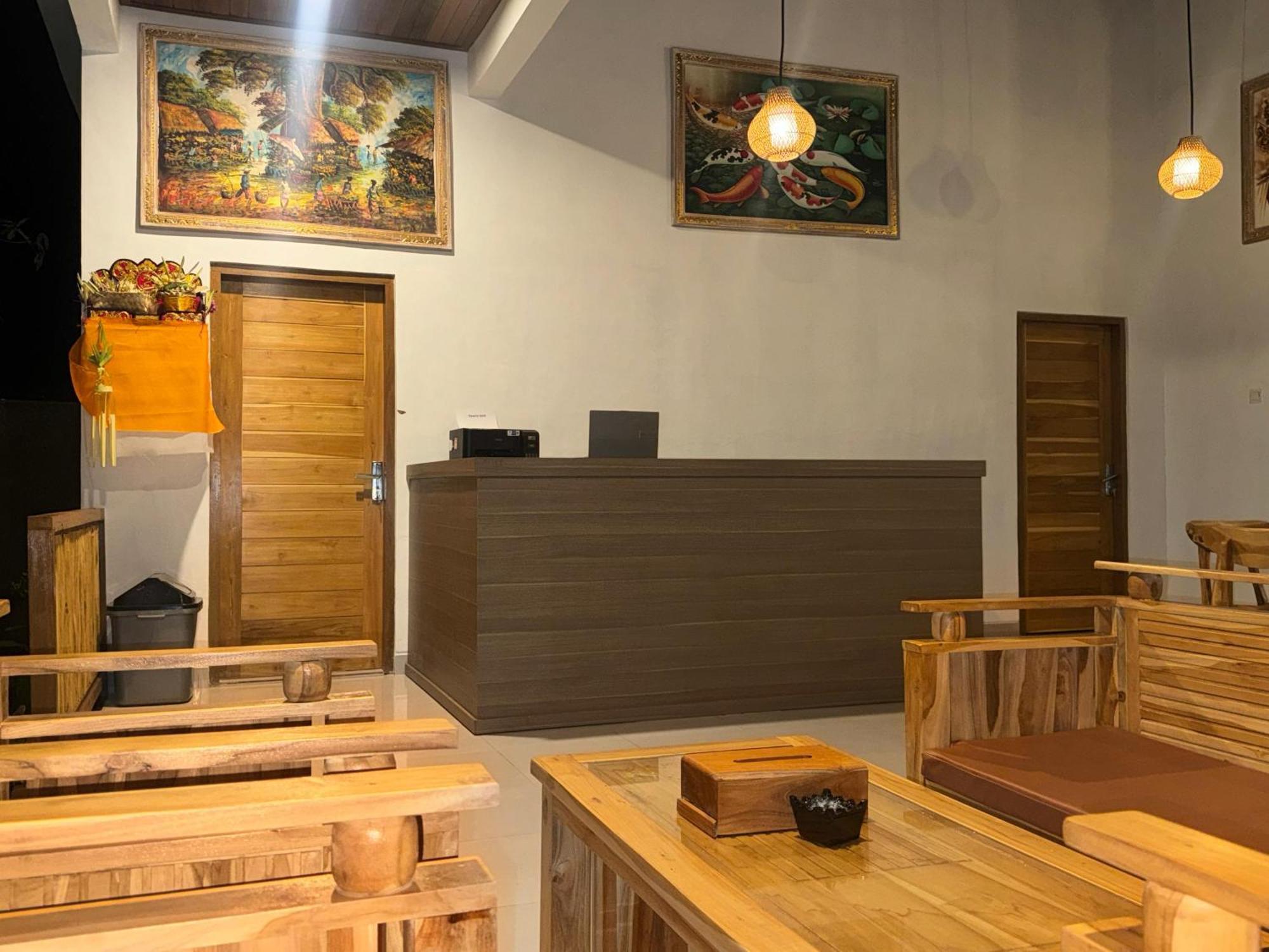 Kelingking Parama Bed & Breakfast Batumadeg