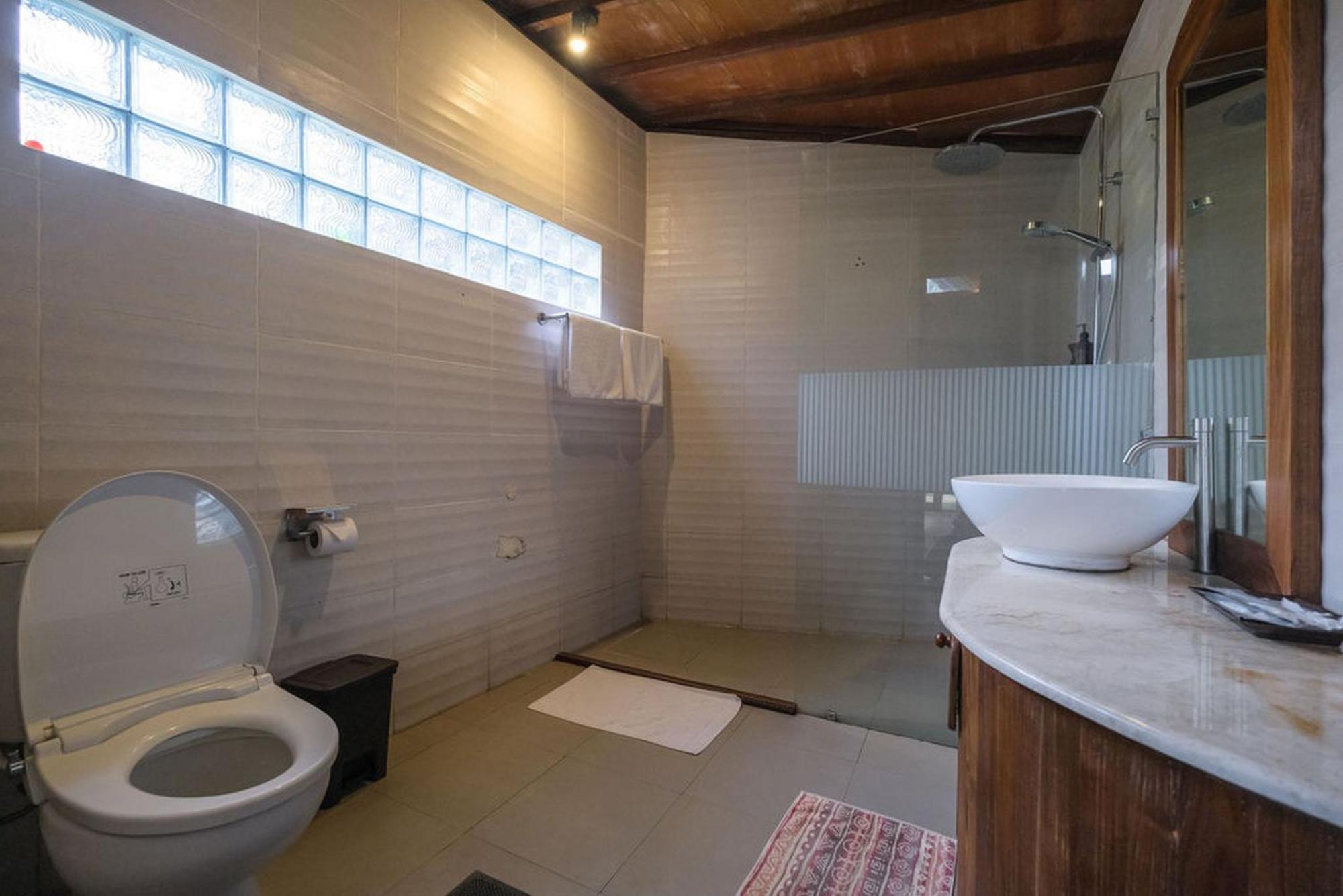 Villa Keuma & Resto By The Lavana