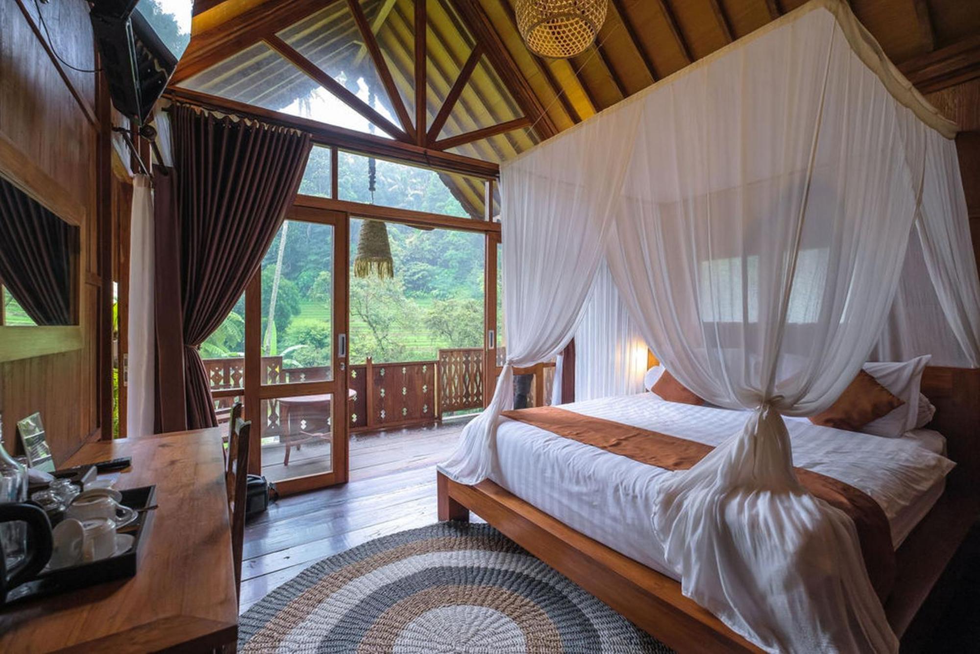 Villa Keuma & Resto By The Lavana