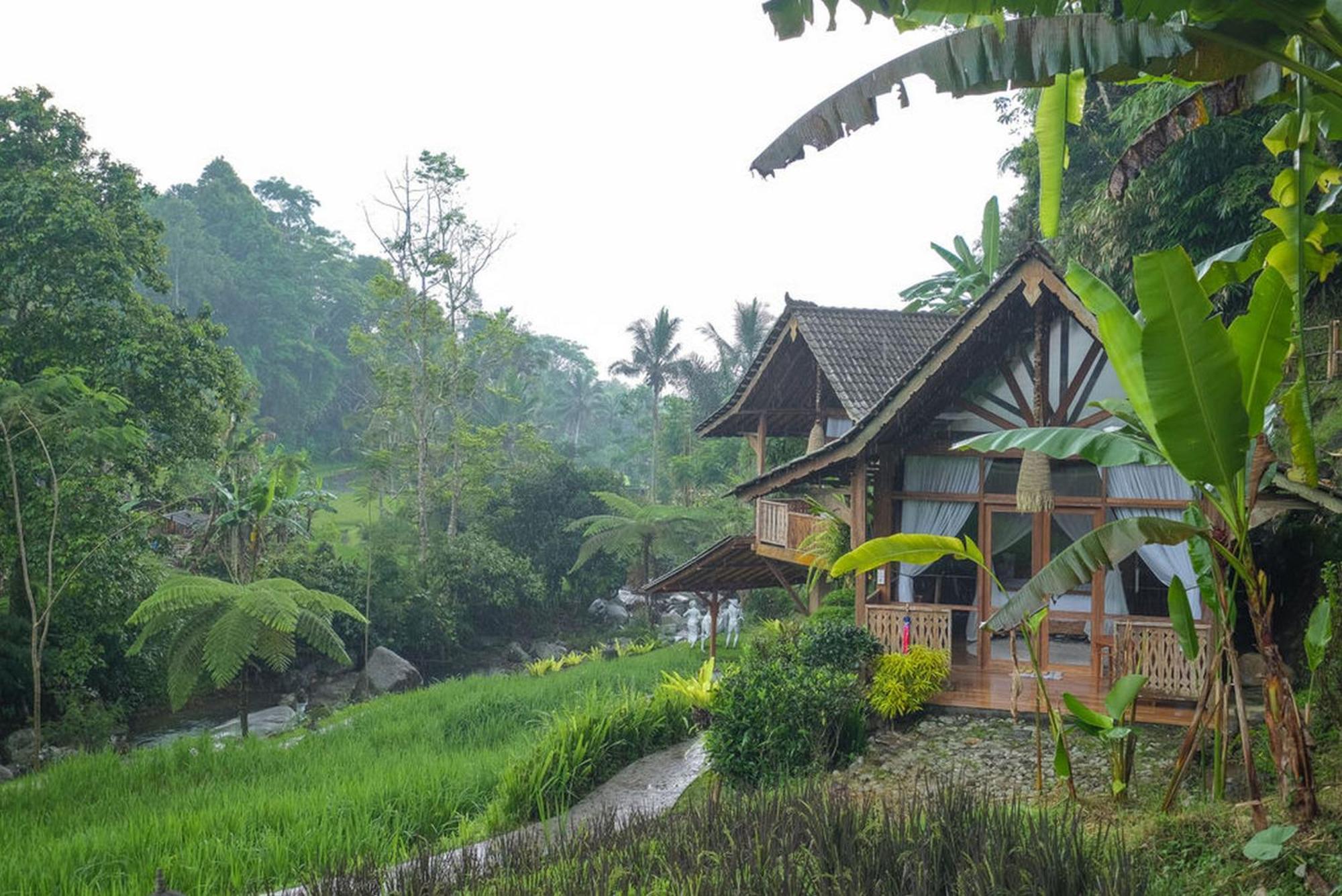 Villa Keuma & Resto By The Lavana *