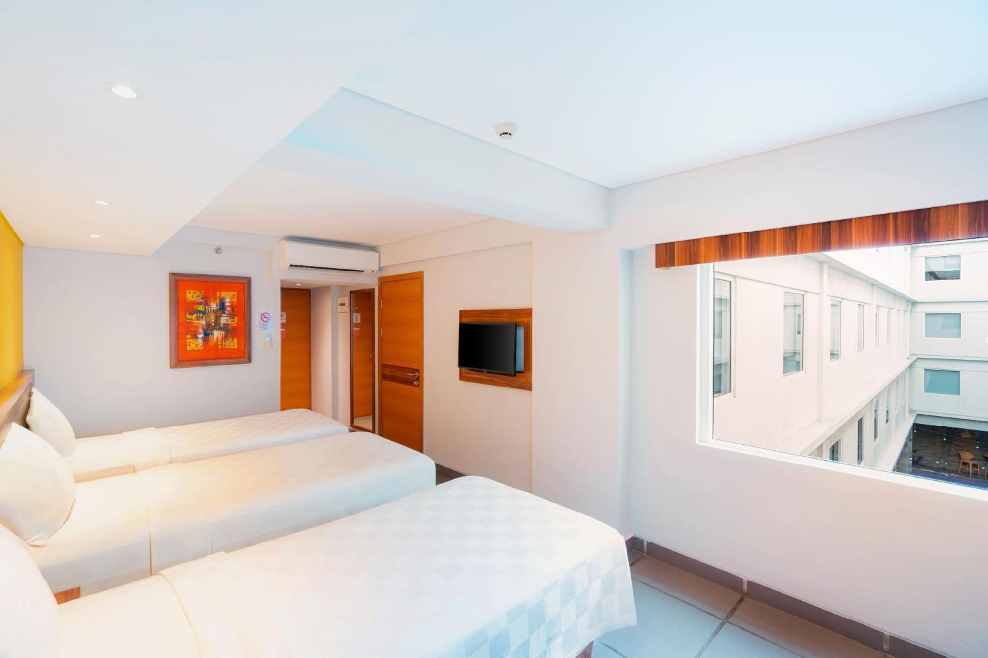 Swiss-belexpress Kuta Hotel 3*