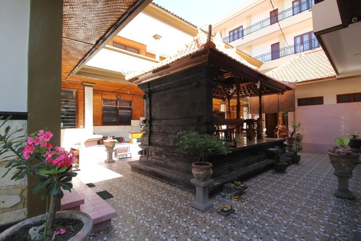 Kempu Taman Ayu I Homestay *