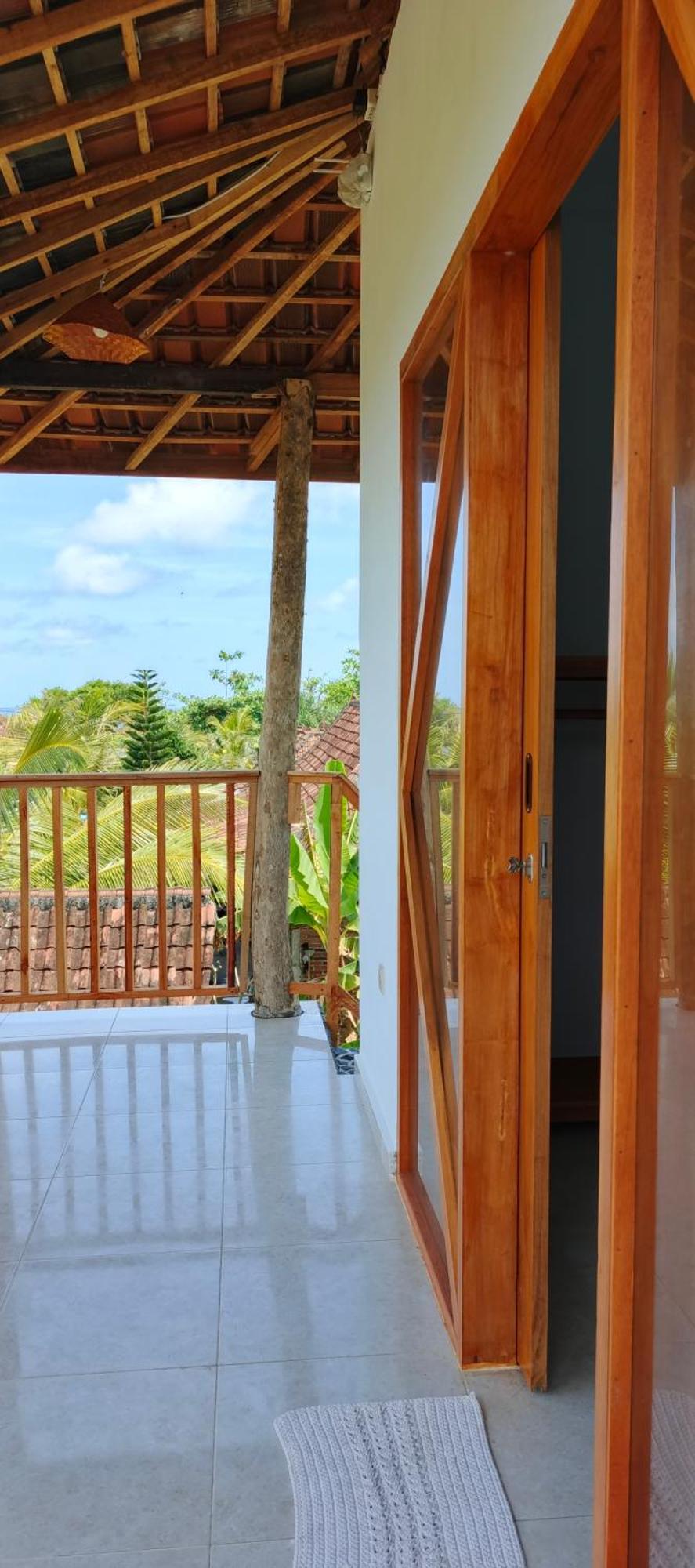 Guest house Friend House & Surf