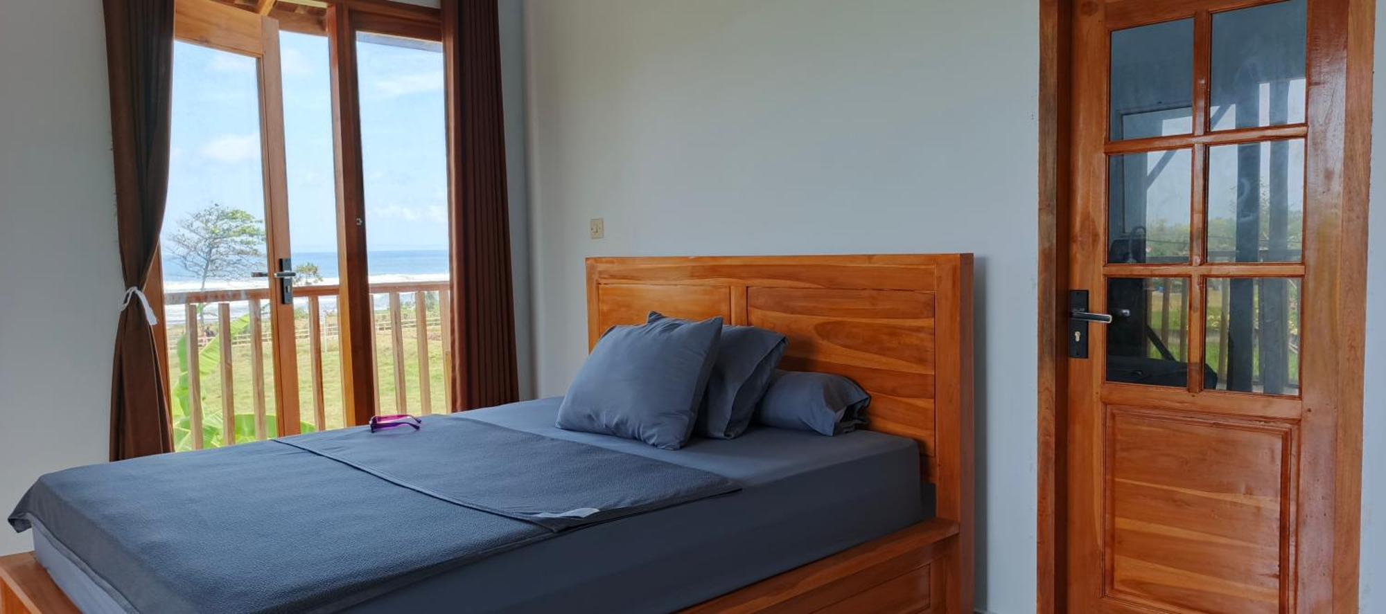 Guest house Friend House & Surf Airsatang