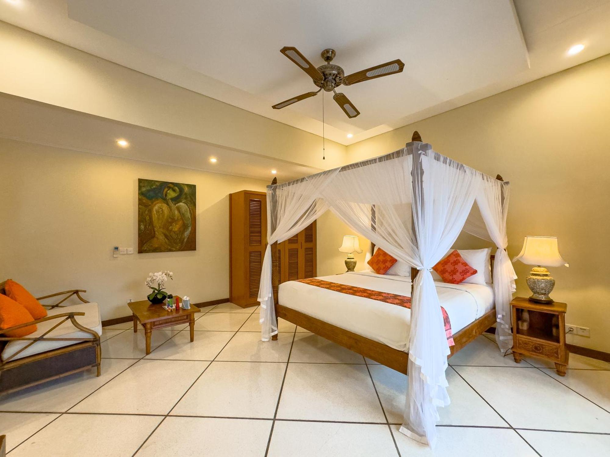 Vara Managed By Bugis * Seminyak (Bali)