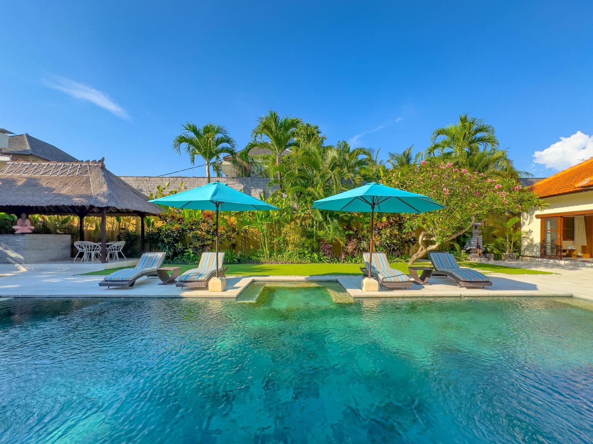Vara Managed By Bugis Villa Seminyak (Bali)