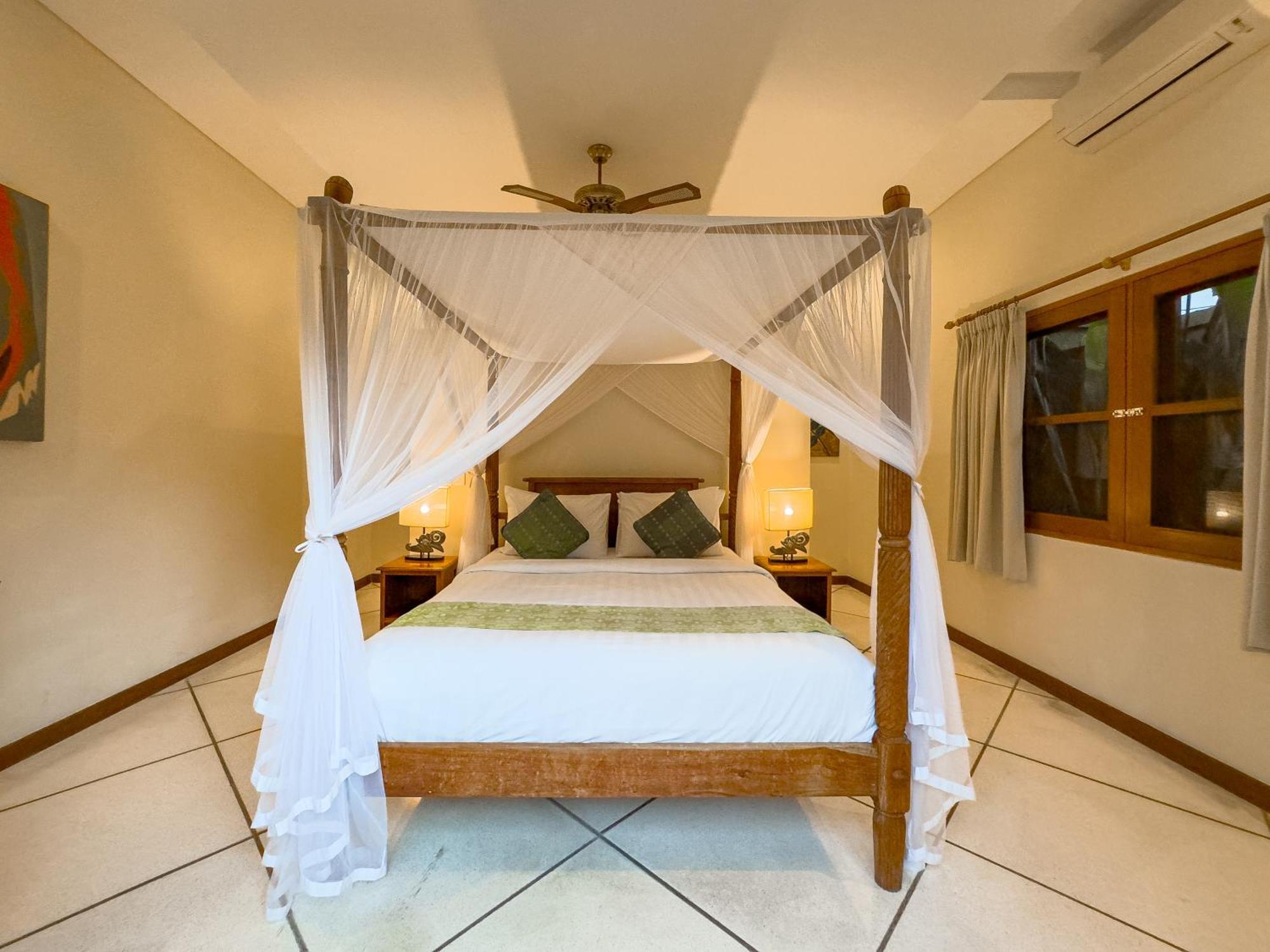 Vara Managed By Bugis Seminyak (Bali)