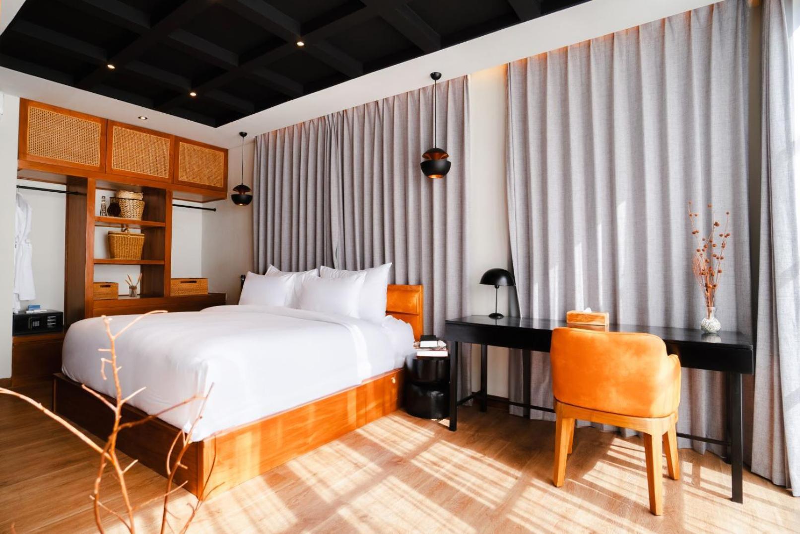 Secana Beachtown & Residences Resort