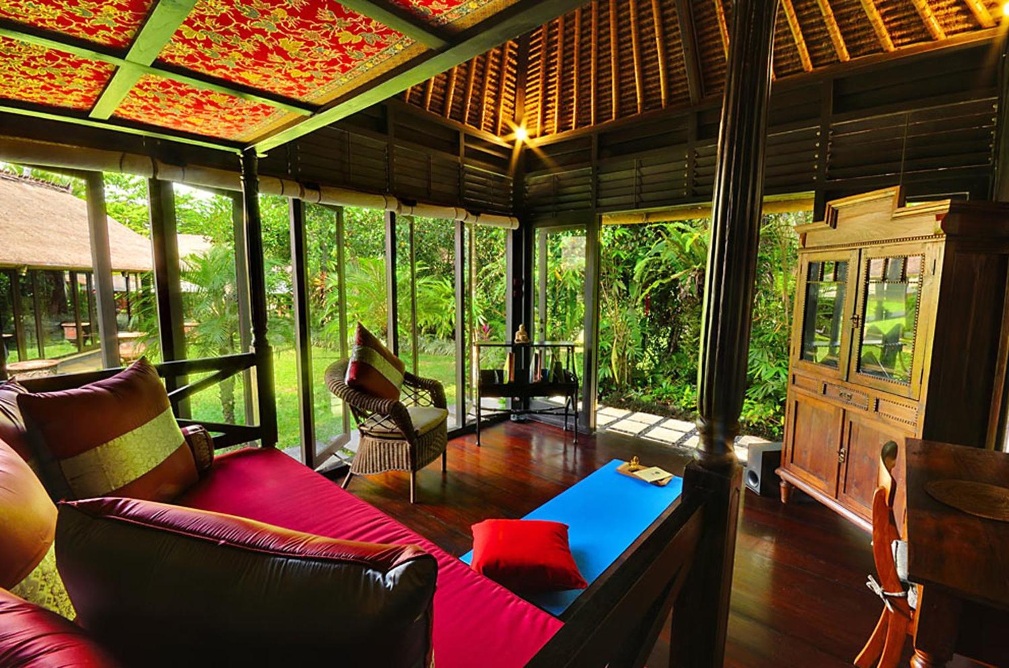 Jendela Di Bali