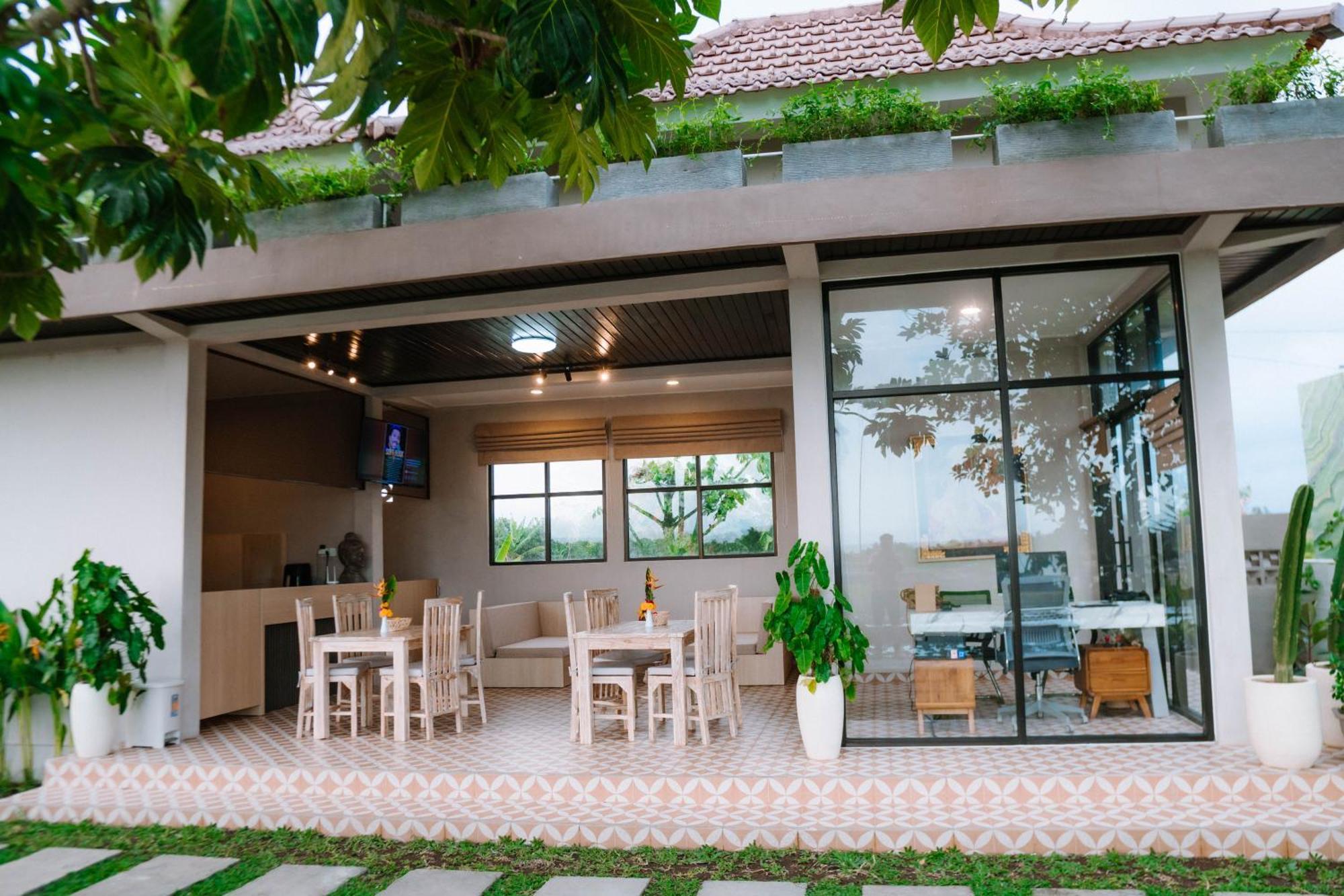 Hotel Point Retreats 3*