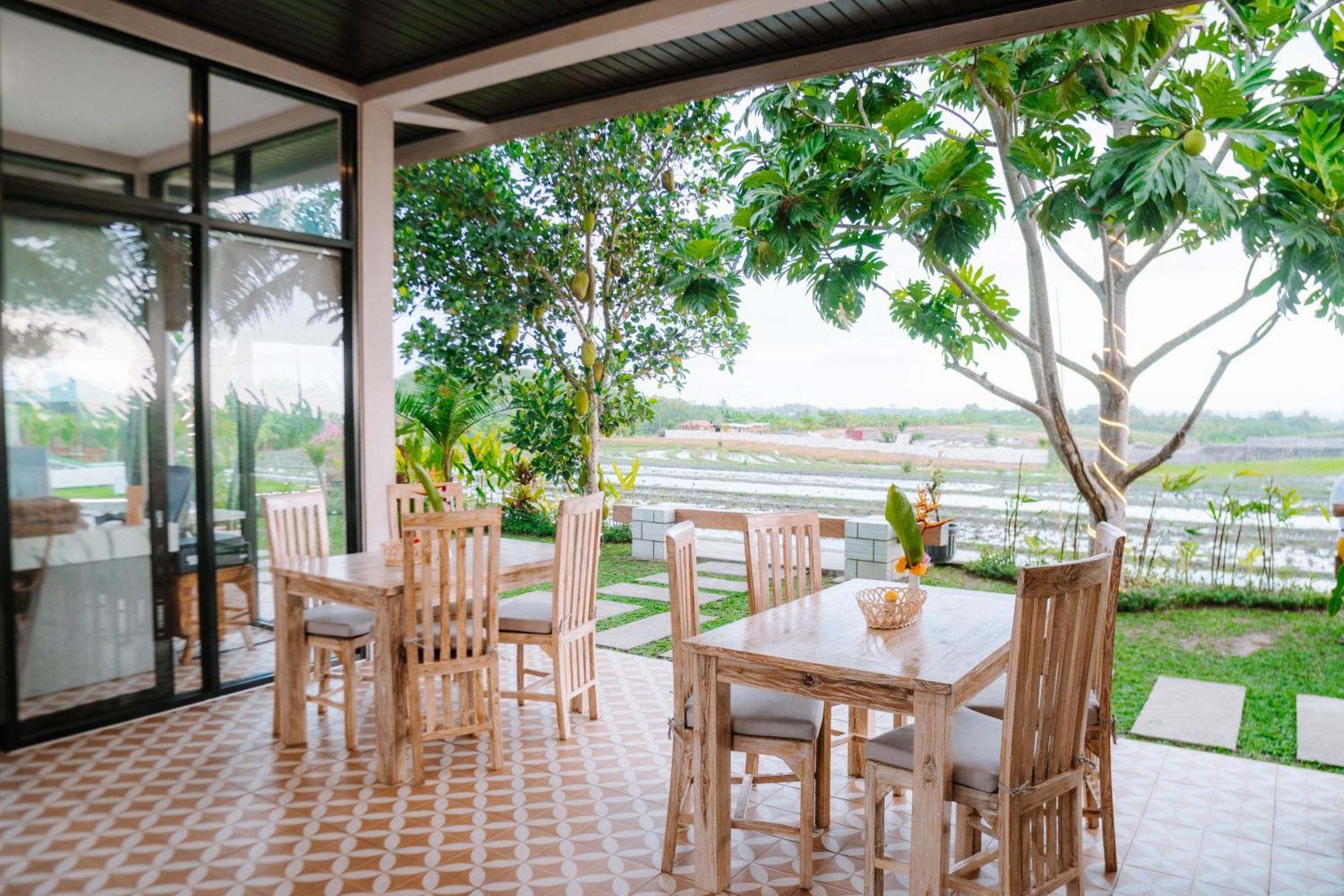 Point Retreats Hotel