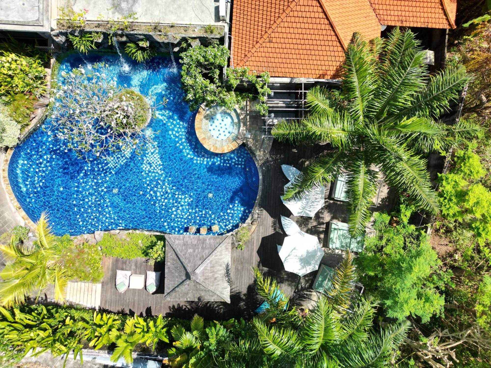 The Leaf Luxury Villa *