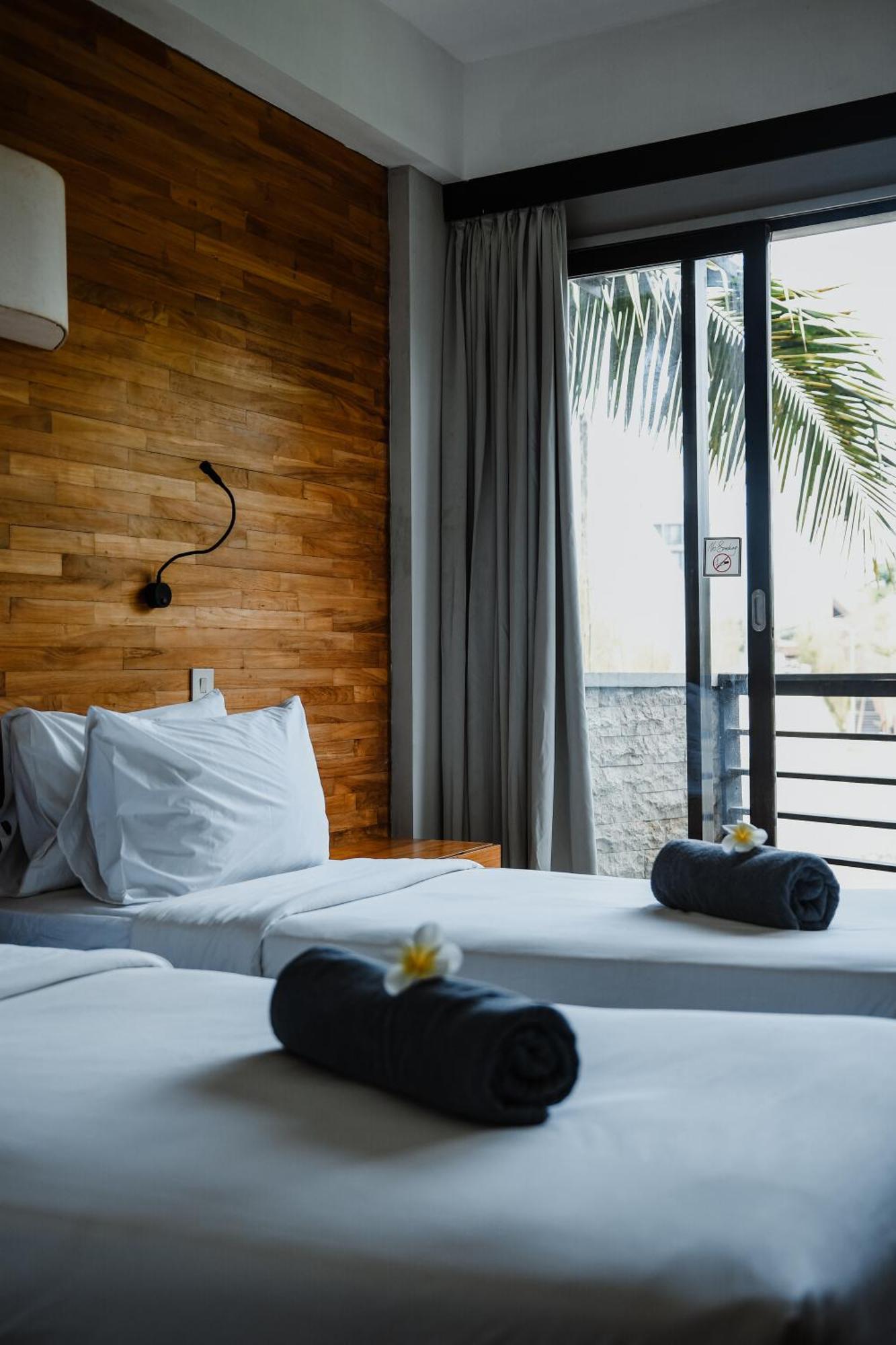Surf Hotel