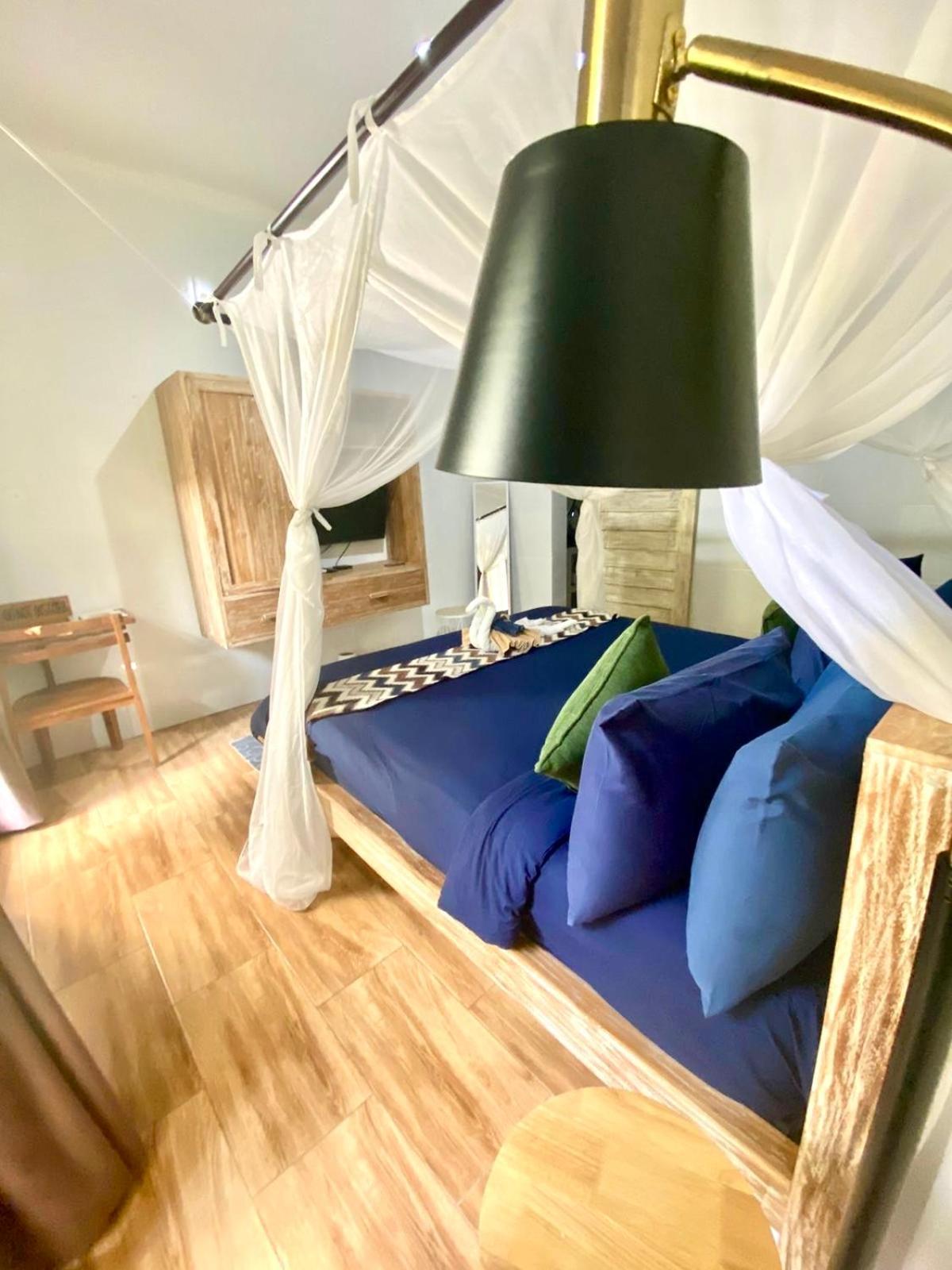 Kubu Guest house *