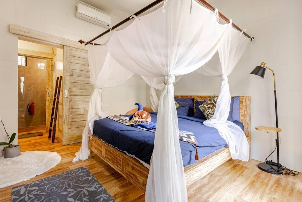 Guest house Kubu Seminyak (Bali)