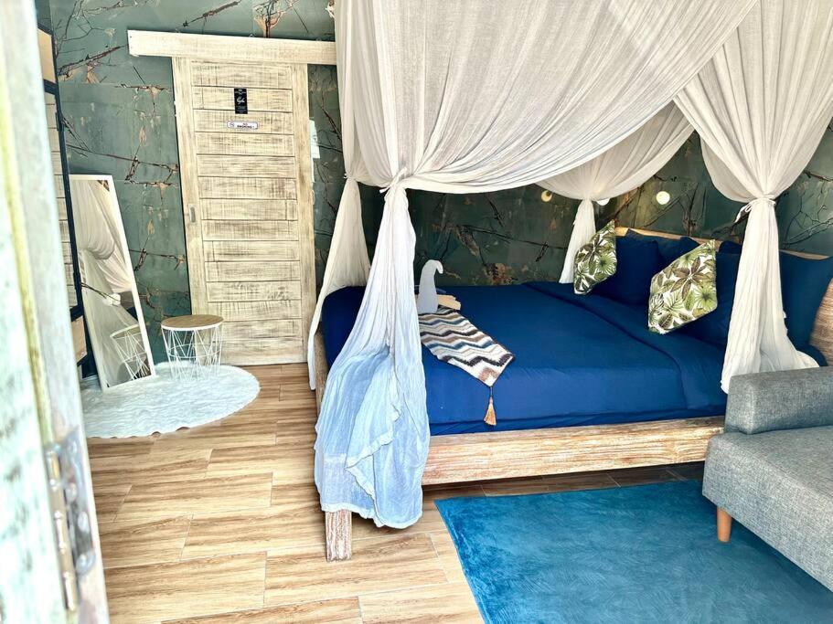 Kubu Guest house Seminyak (Bali)