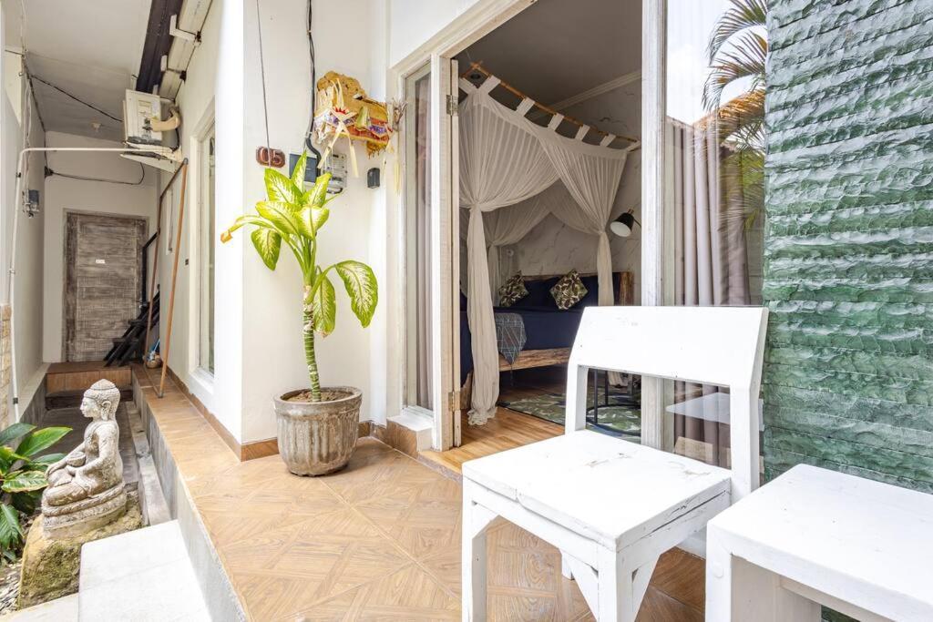 Kubu Guest house *