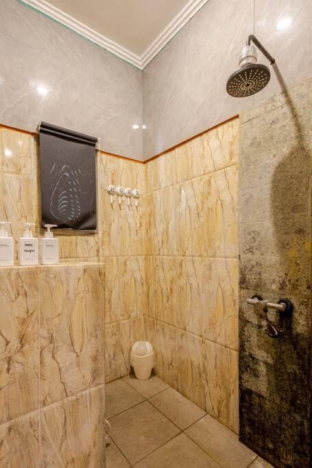 Guest house Kubu Seminyak (Bali)