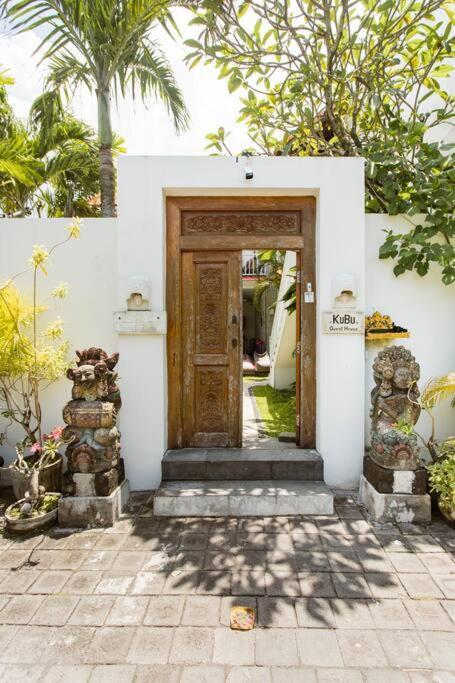 Kubu * Seminyak (Bali)